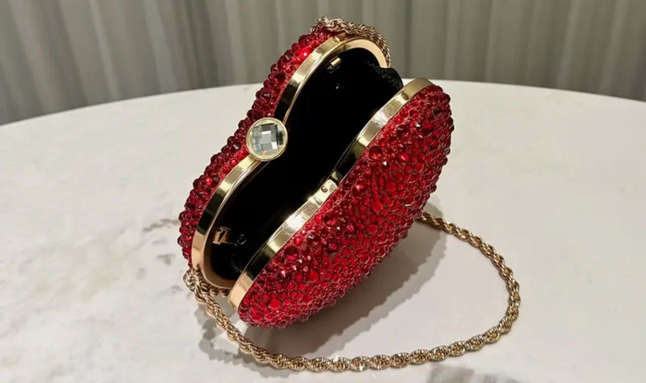 Pochette a forma di cuore chic *01