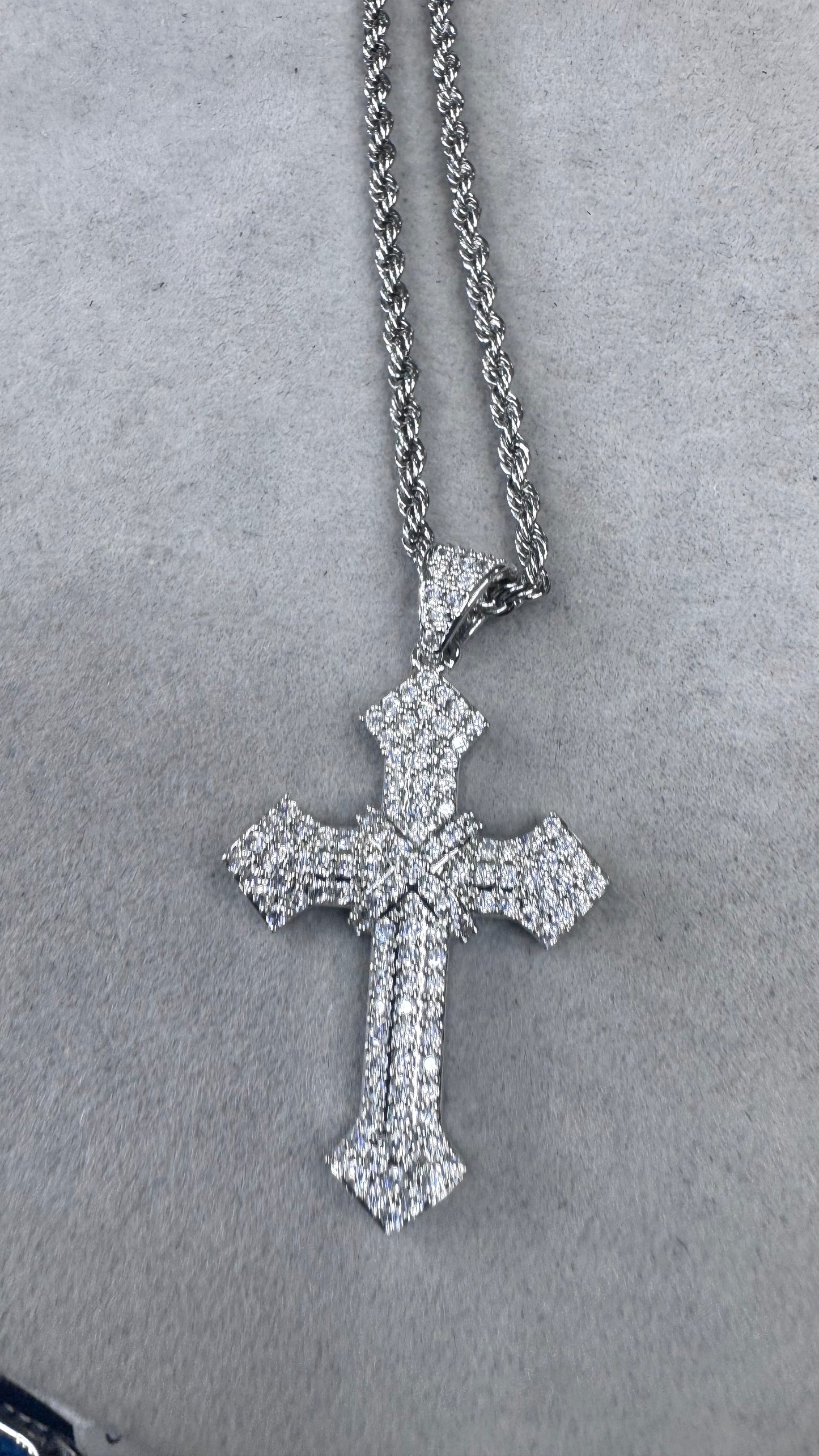 Combo kit croce pave' mini e orecchini acciaio *265