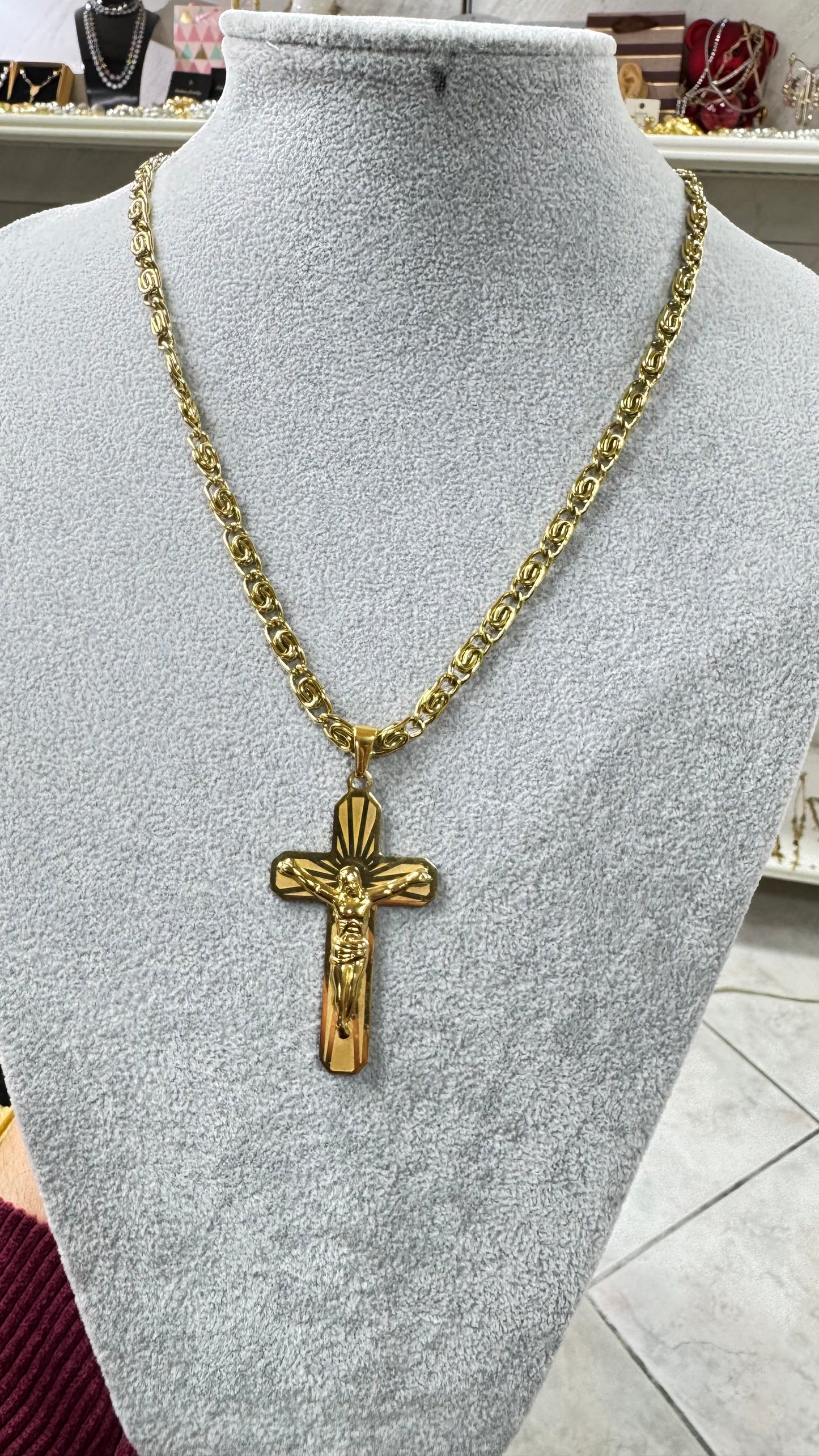 Collana in acciaio oro con croce *704