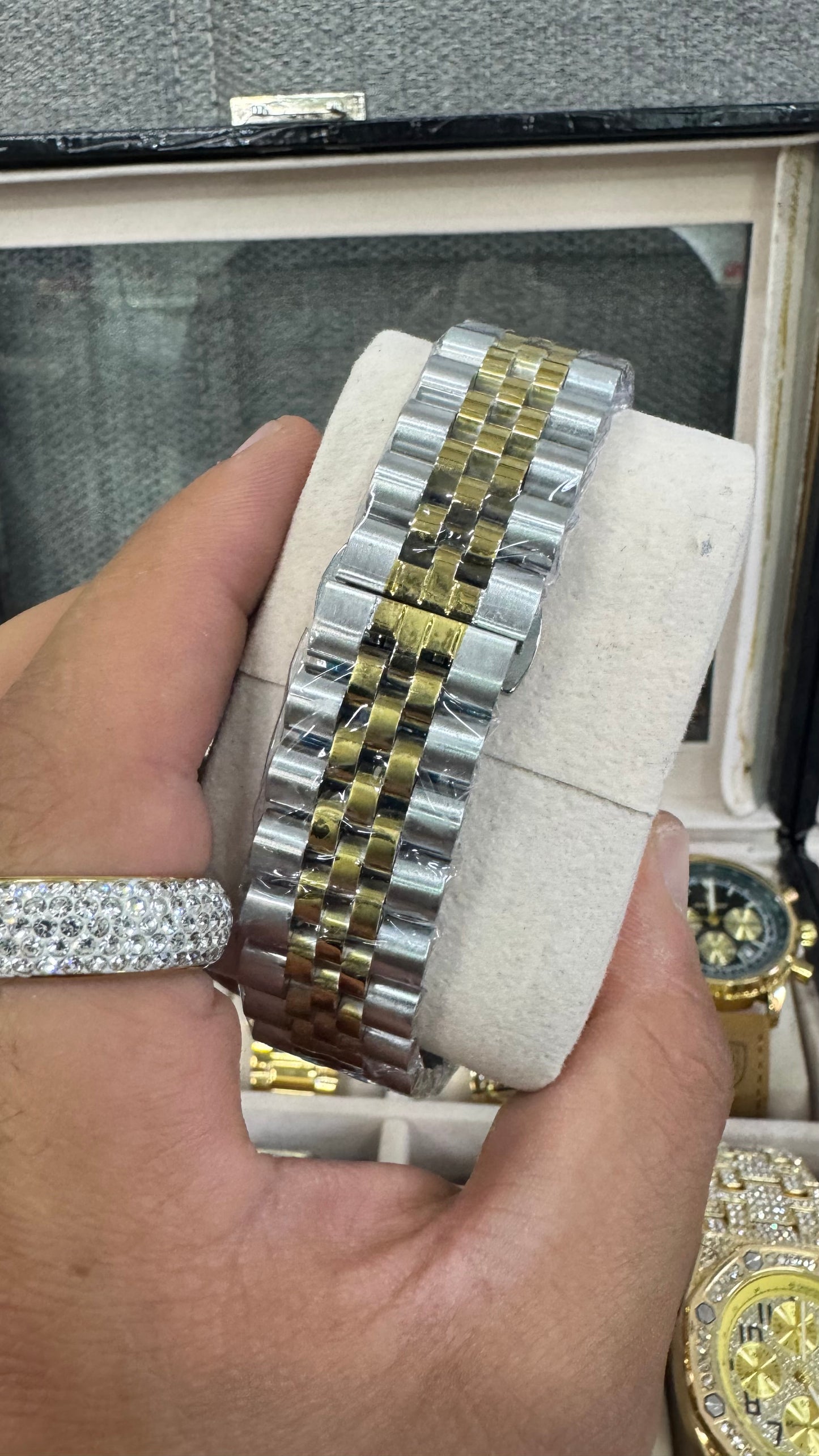 Orologio acciaio oro e argento *27