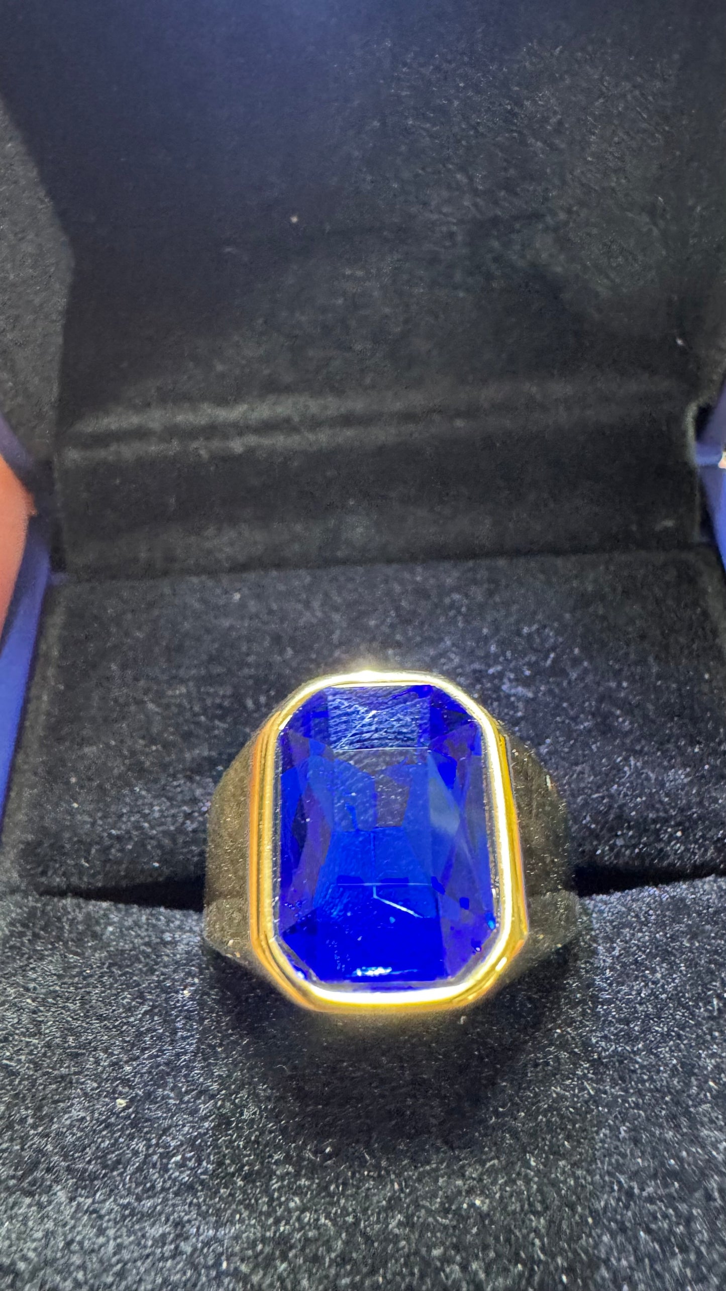Anello acciaio oro pietra blu *50