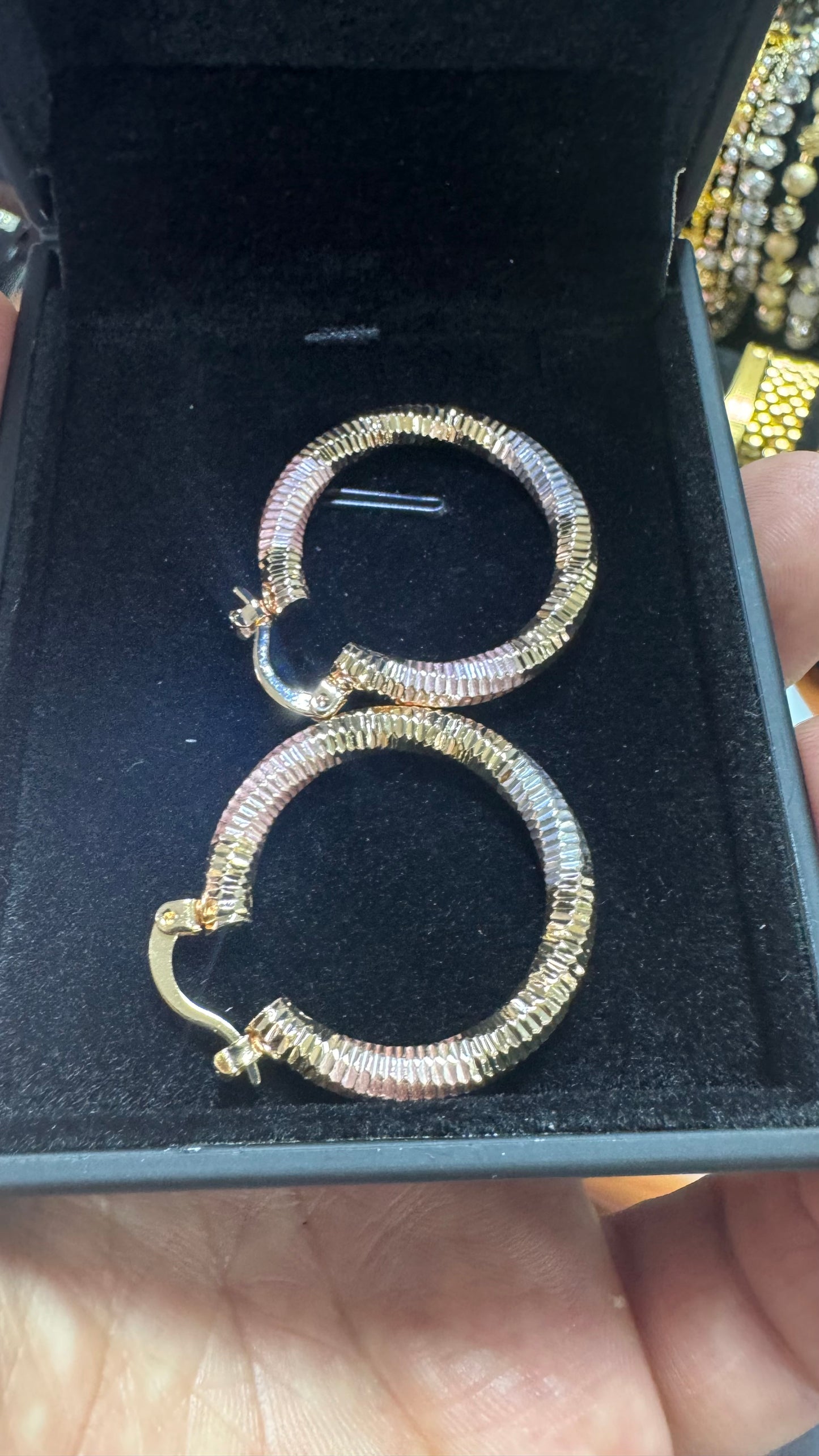 Orecchini intrecciati donna *40