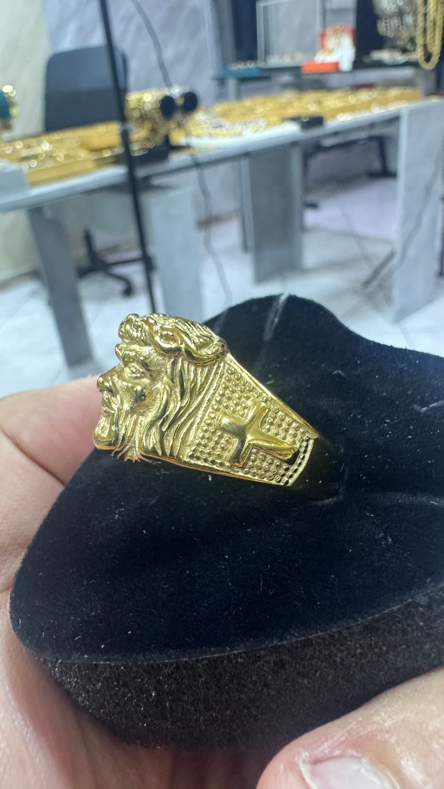Anello testa di Gesù acciaio oro *67