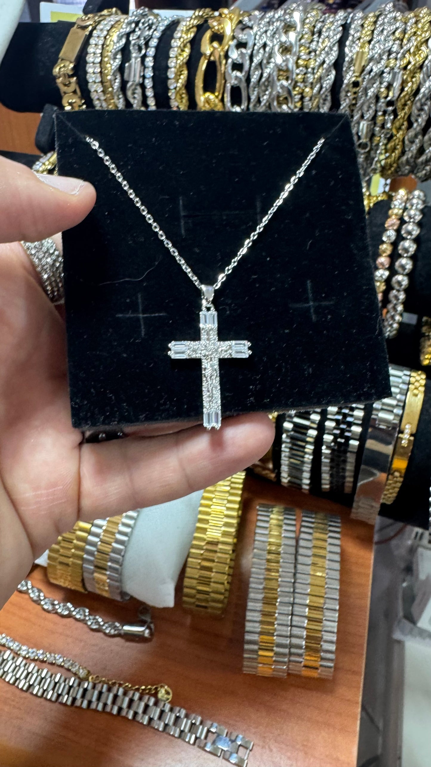 Collanina con ciondolo *02