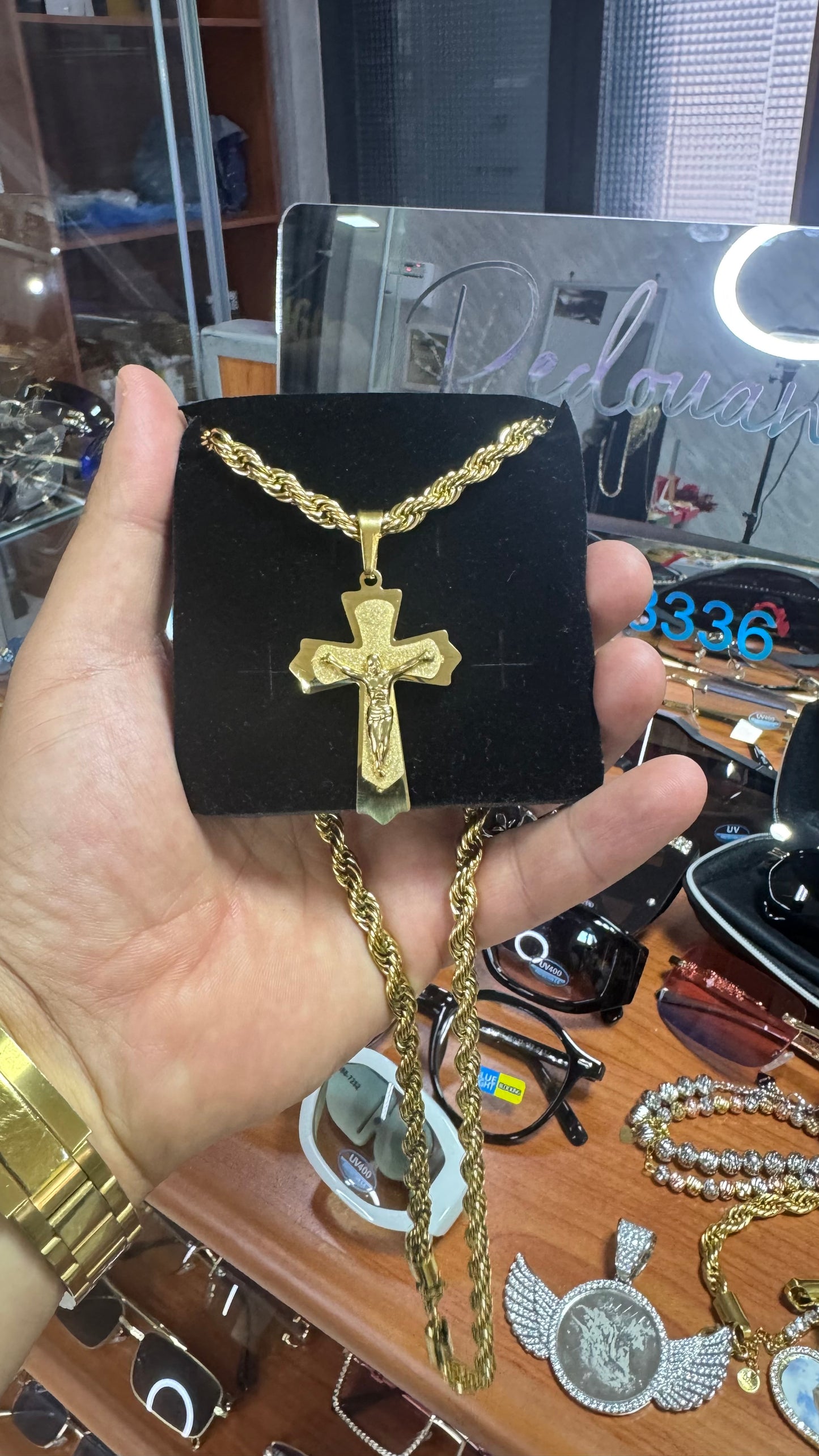 Collana con croce acciaio oro*61