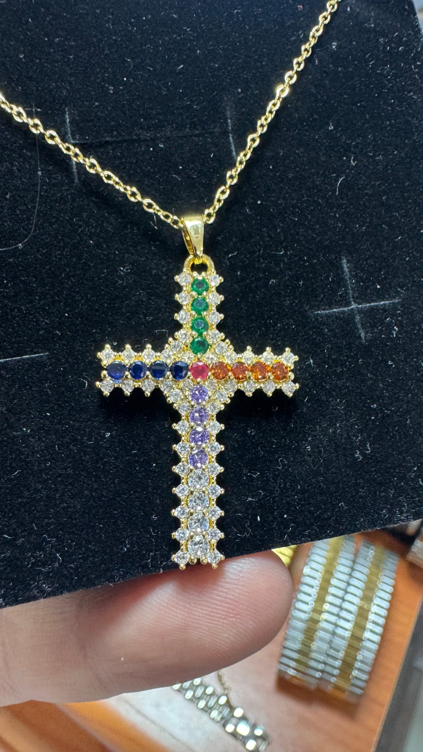 Collanina con ciondolo *09