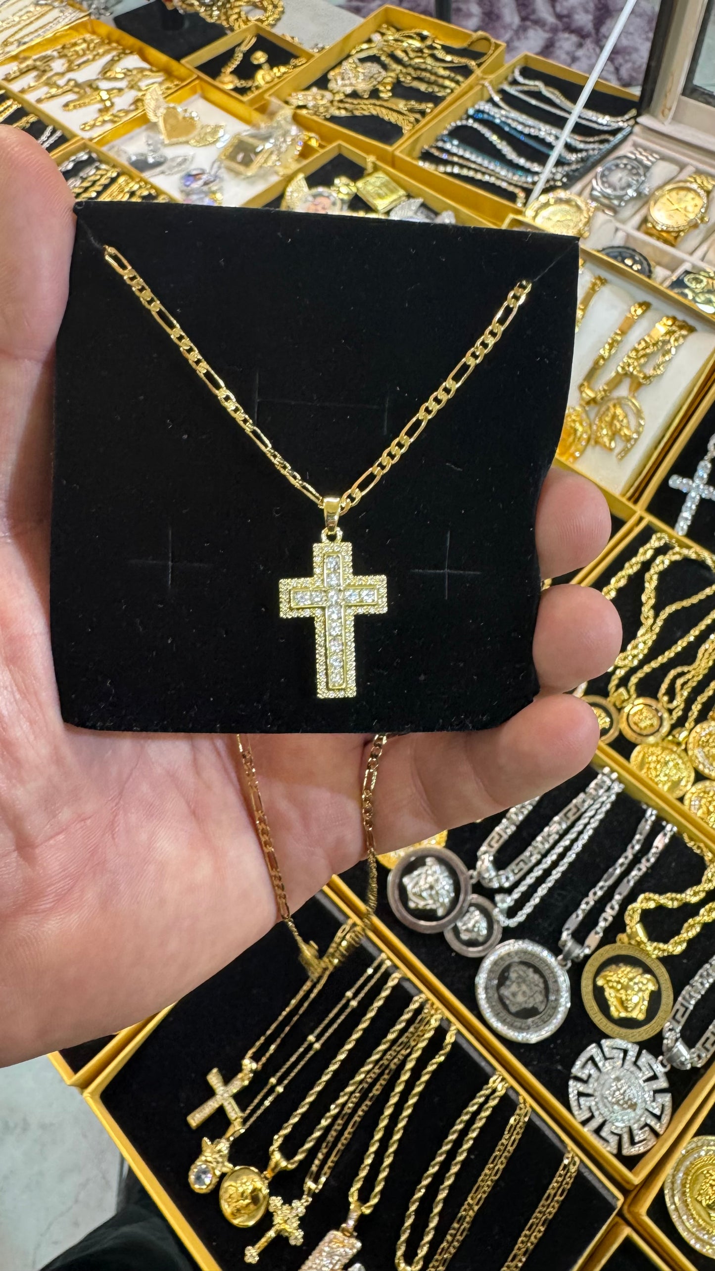 Collanina con ciondolo *26