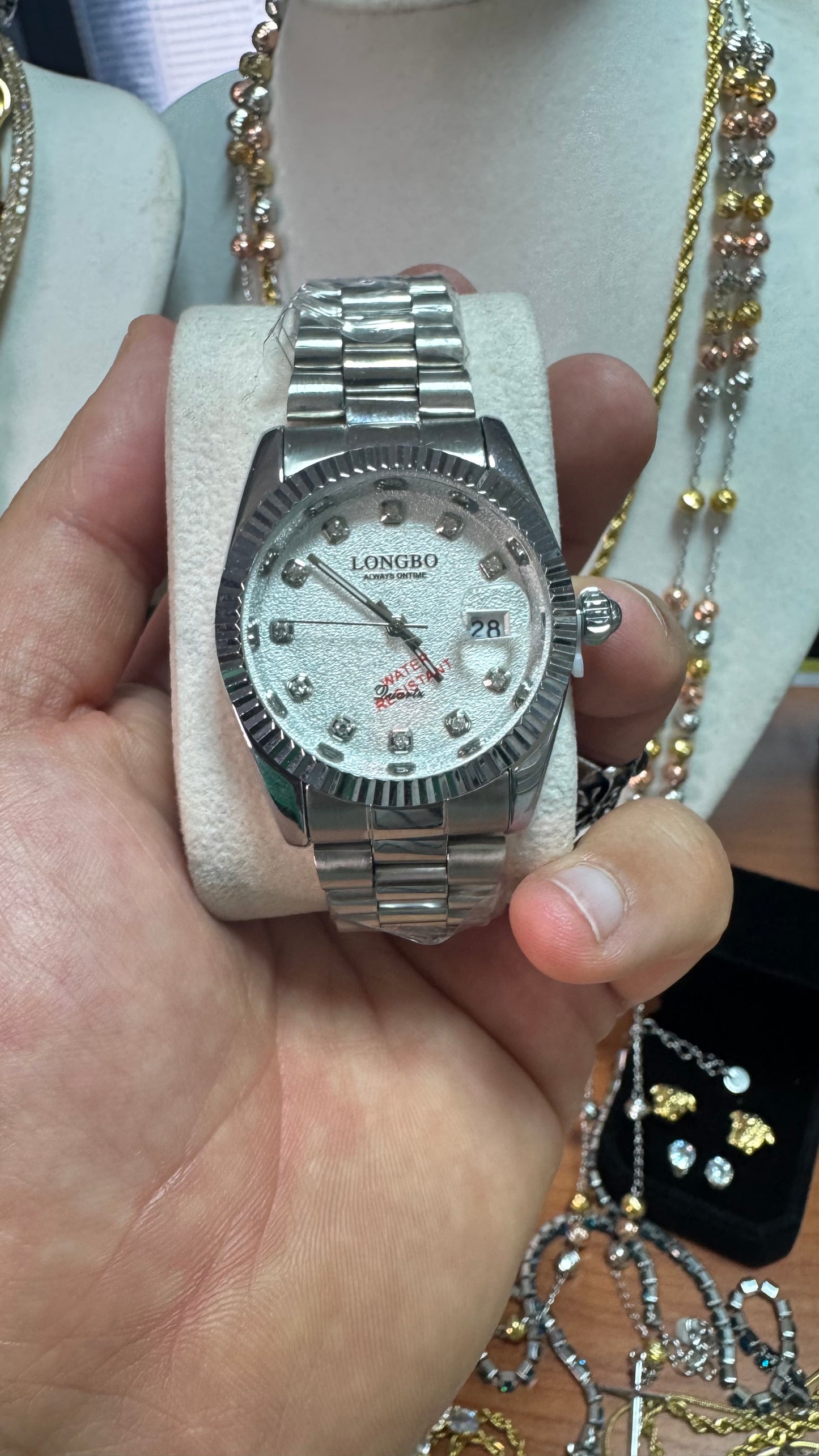 Orologio color argento *18