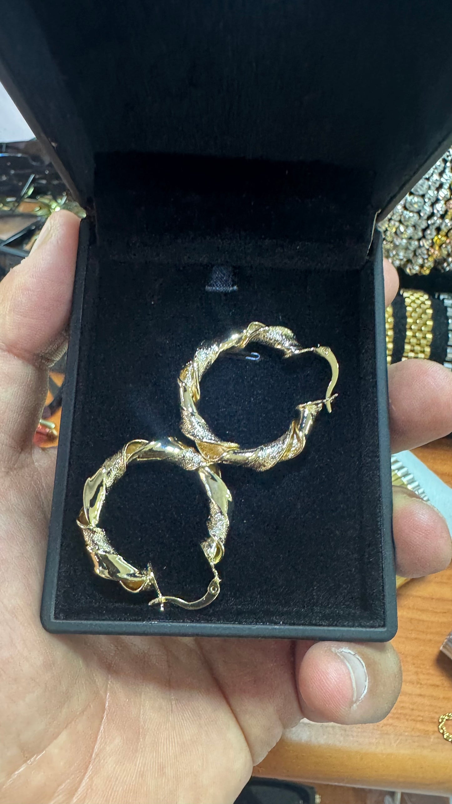 Orecchini intrecciati donna *44