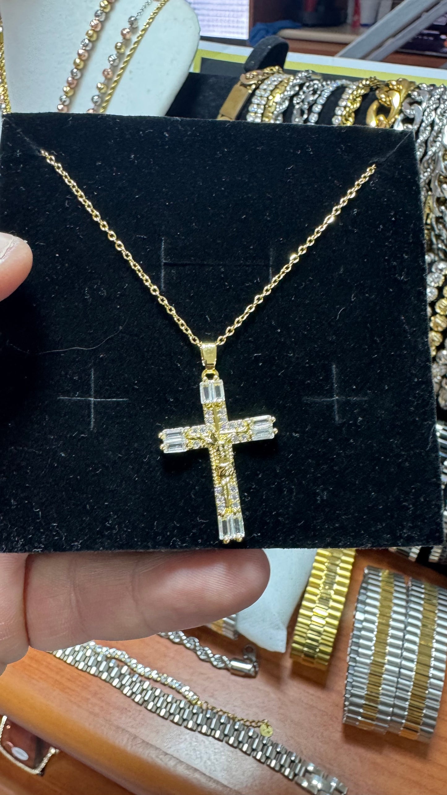 Collanina con ciondolo *01