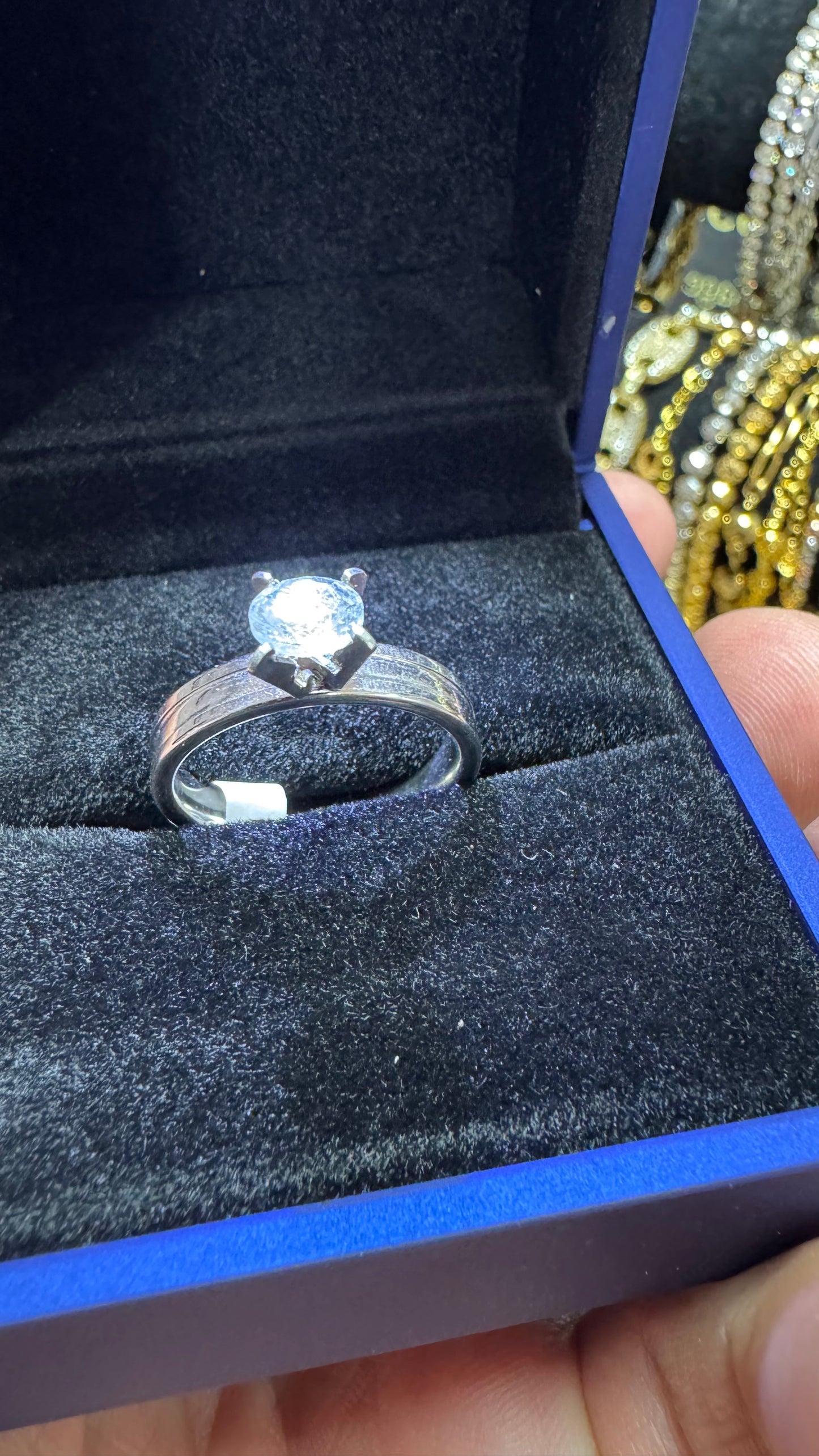 Anello acciaio punto luce *48