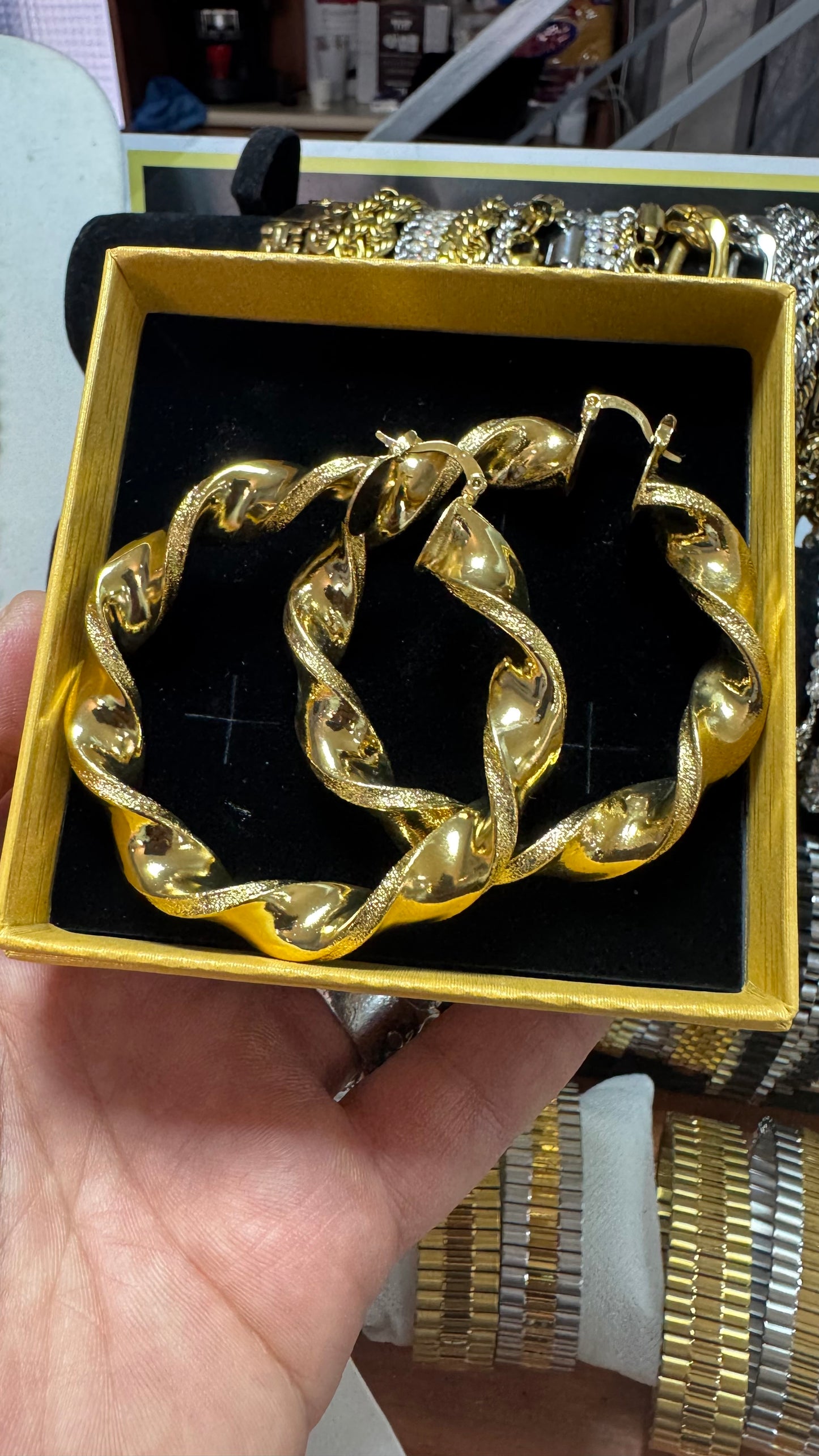 Orecchini intrecciati donna *10