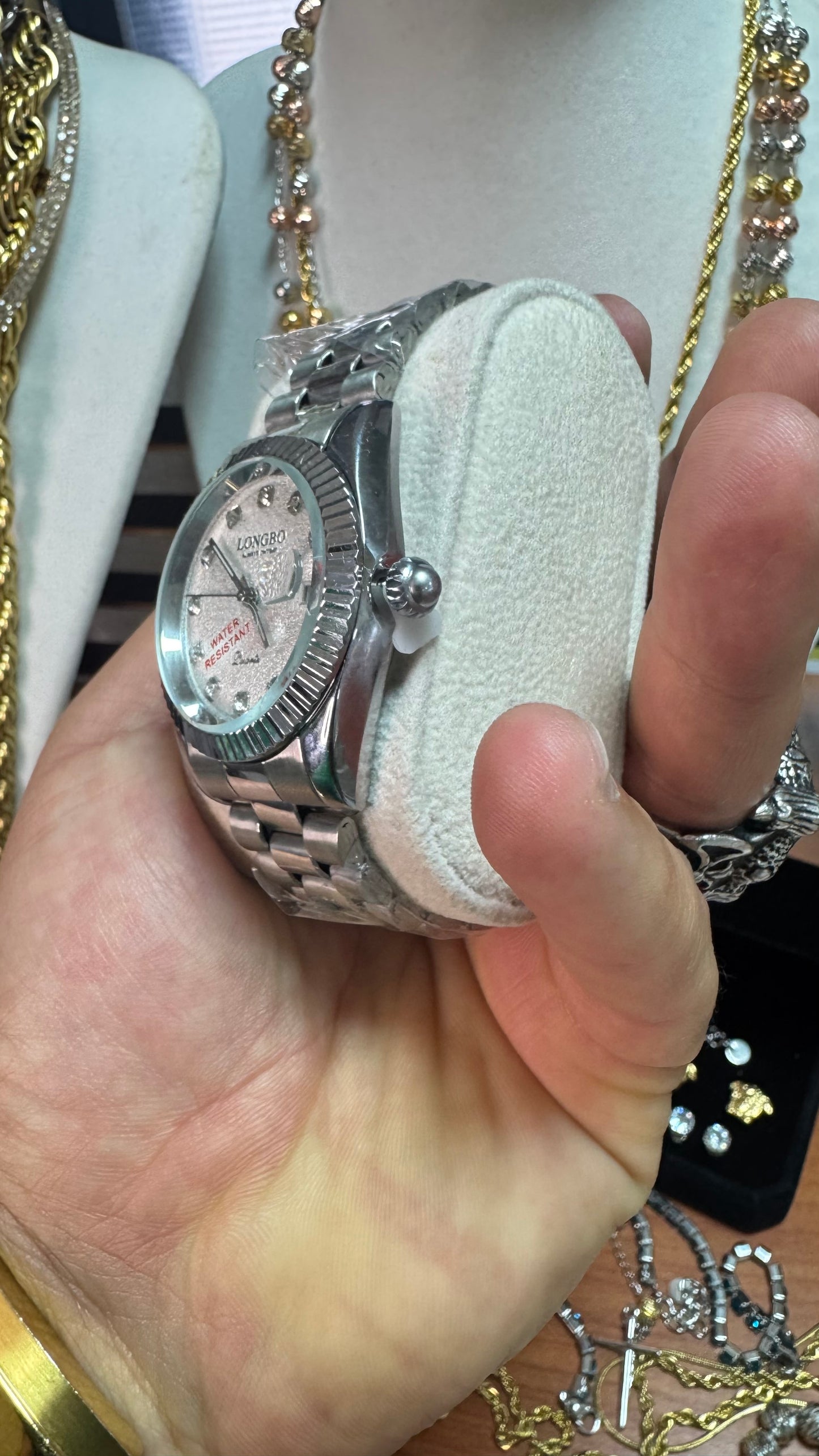 Orologio color argento *18