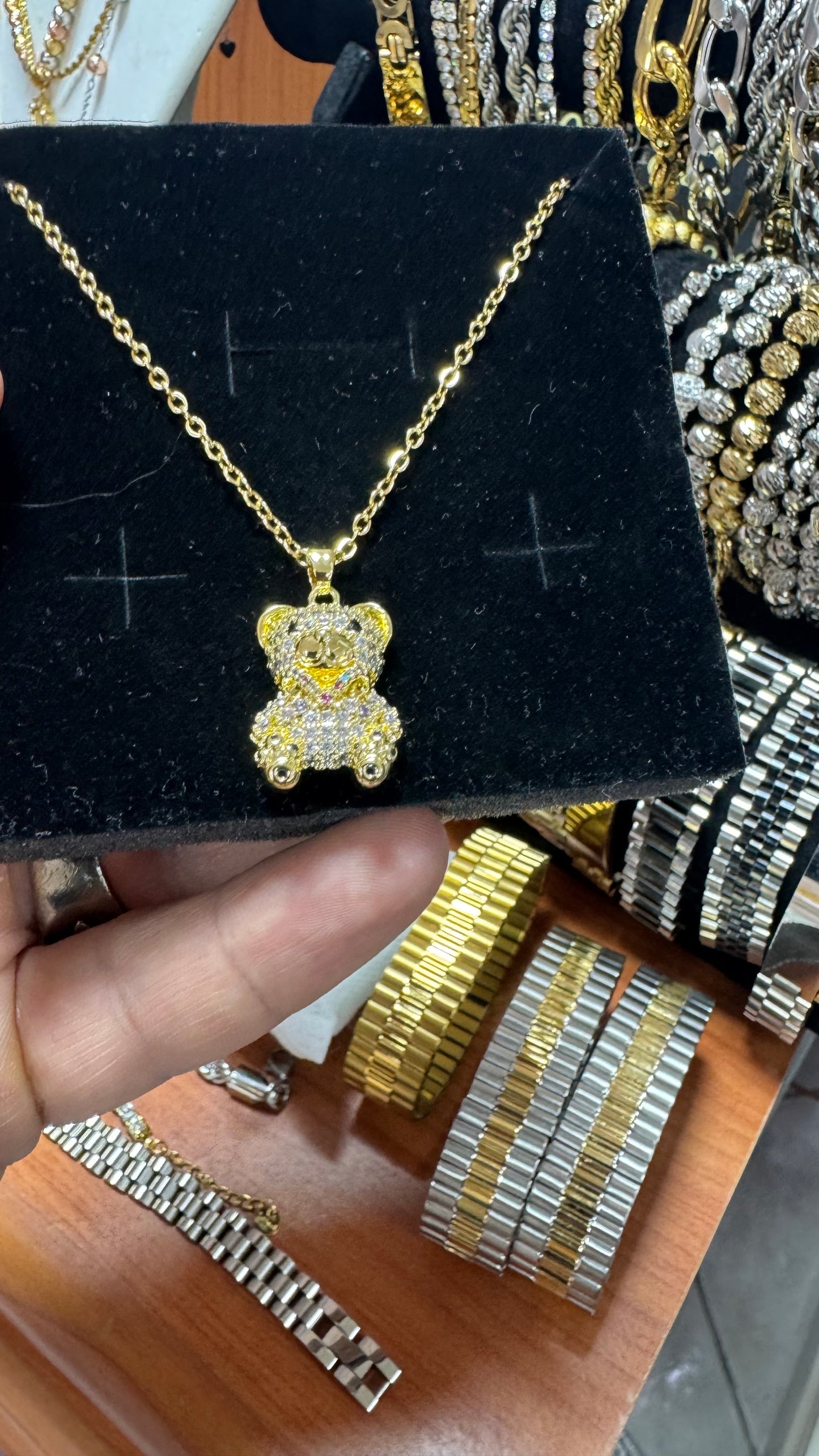 Collanina con ciondolo *04