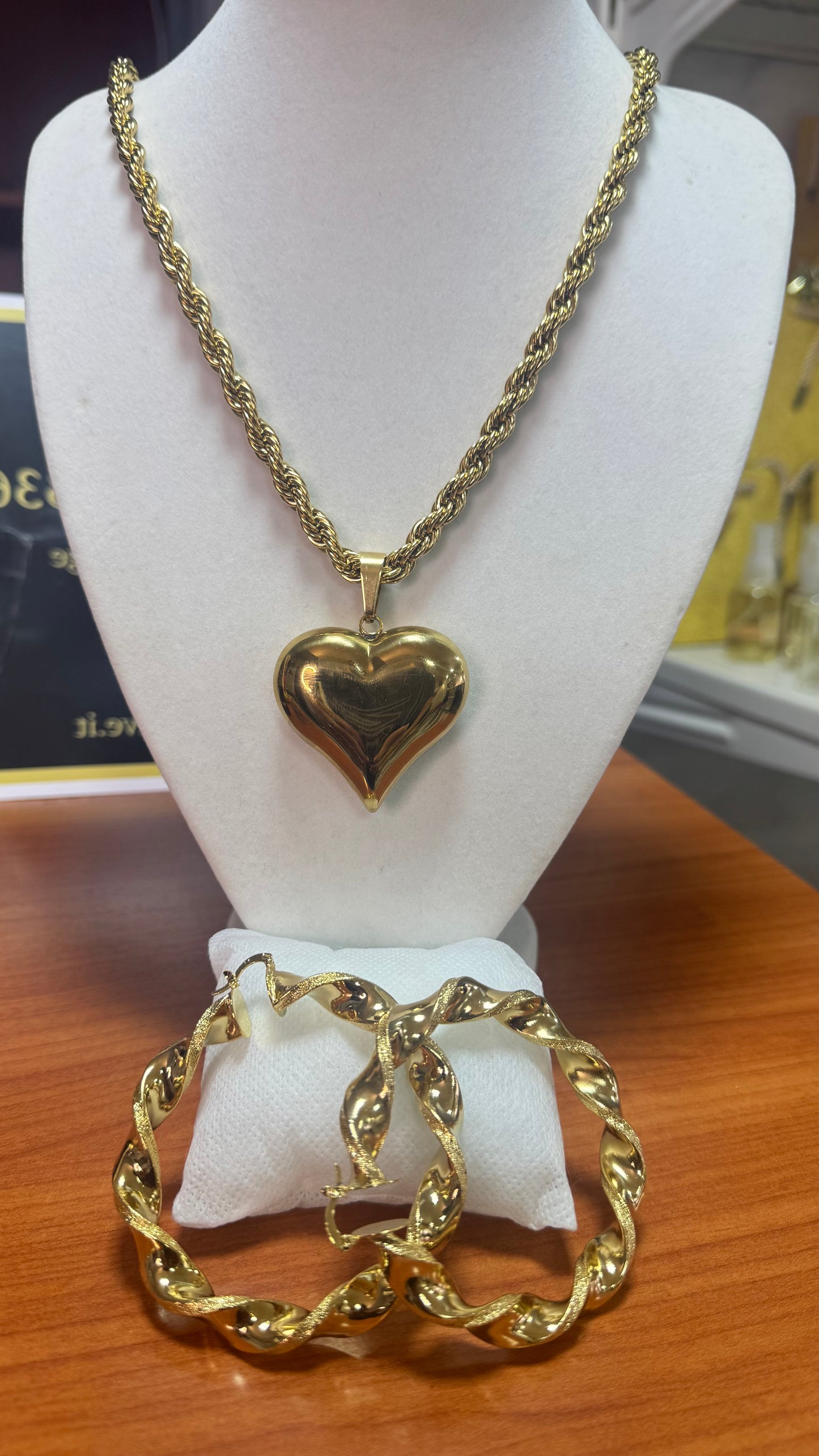 Combo collana cuore più orecchini*06