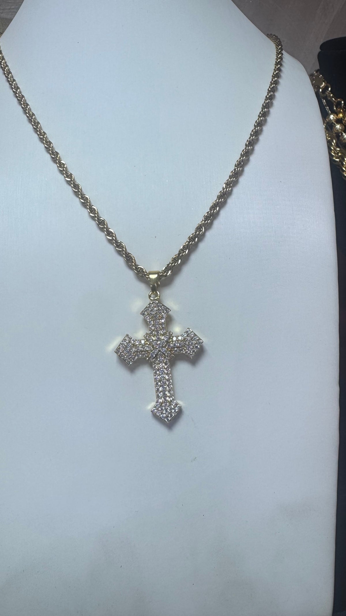 Collanina con croce geolier acciaio *5655