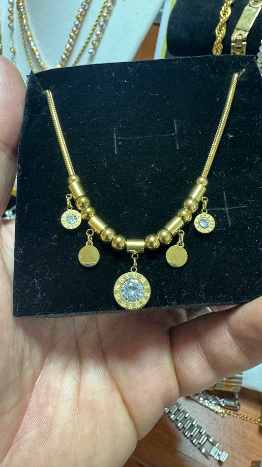 Collanina con ciondolo *46