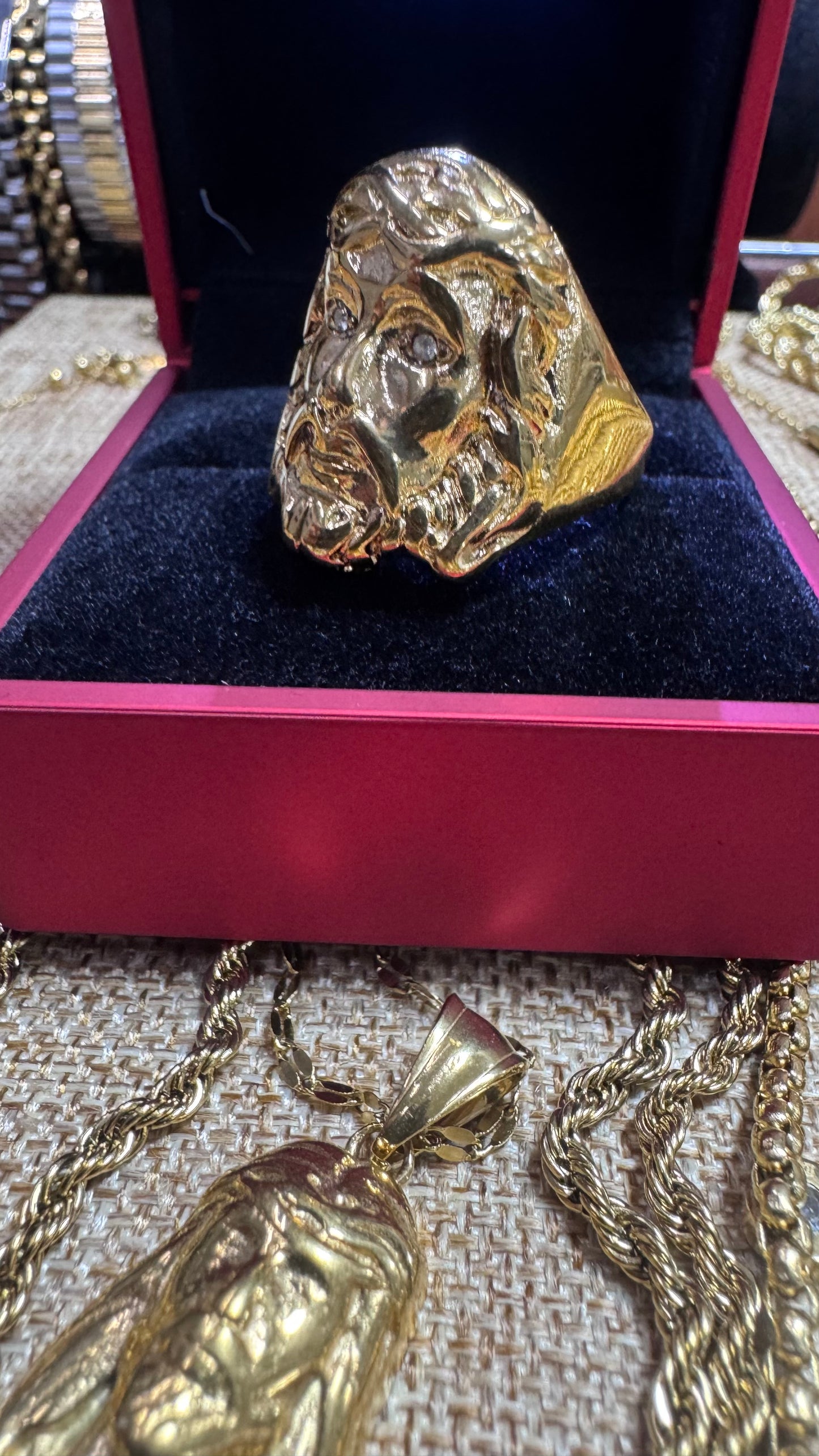 Anello testa di Gesù acciaio oro *66