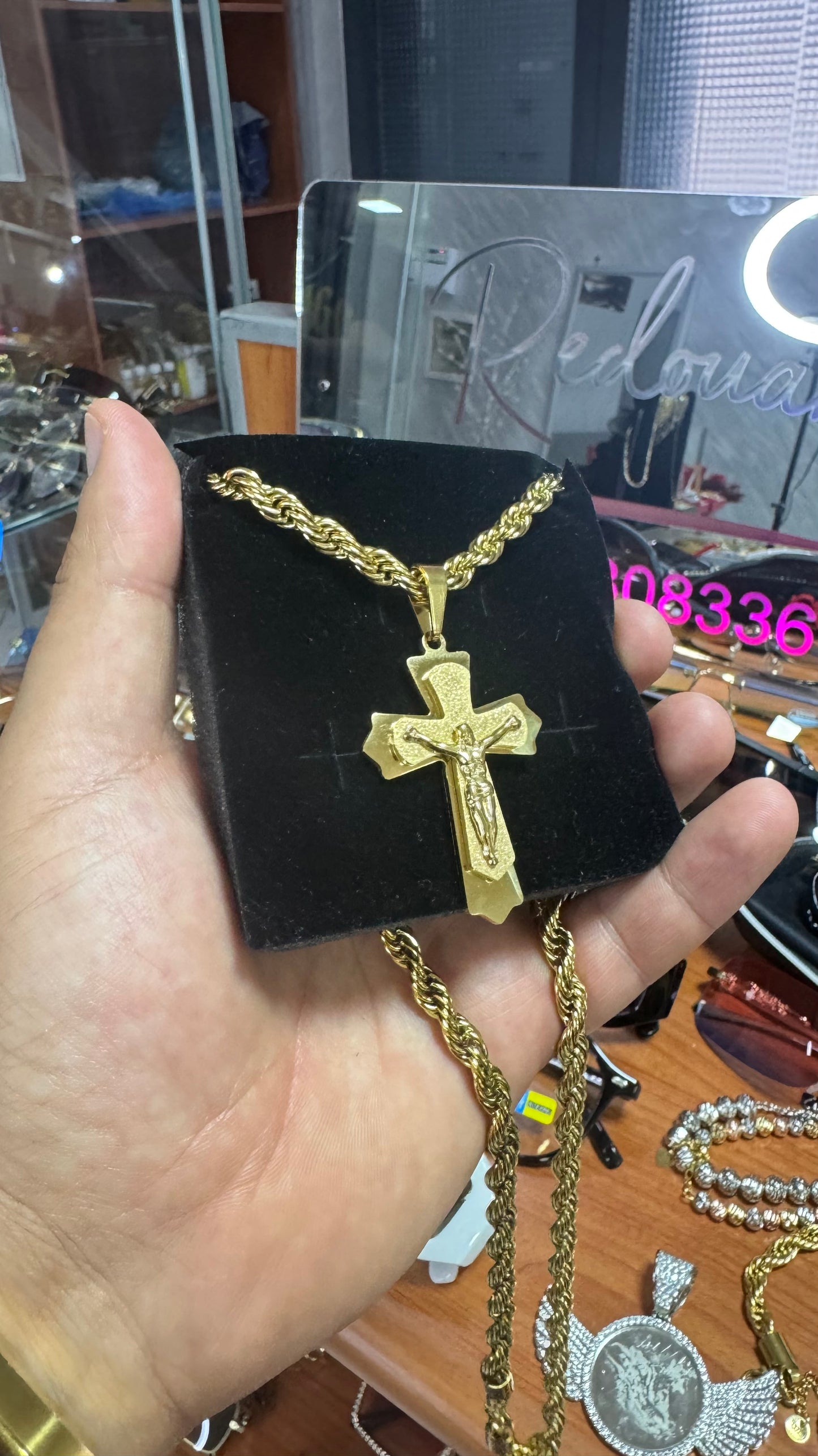 Collana con croce acciaio oro*61