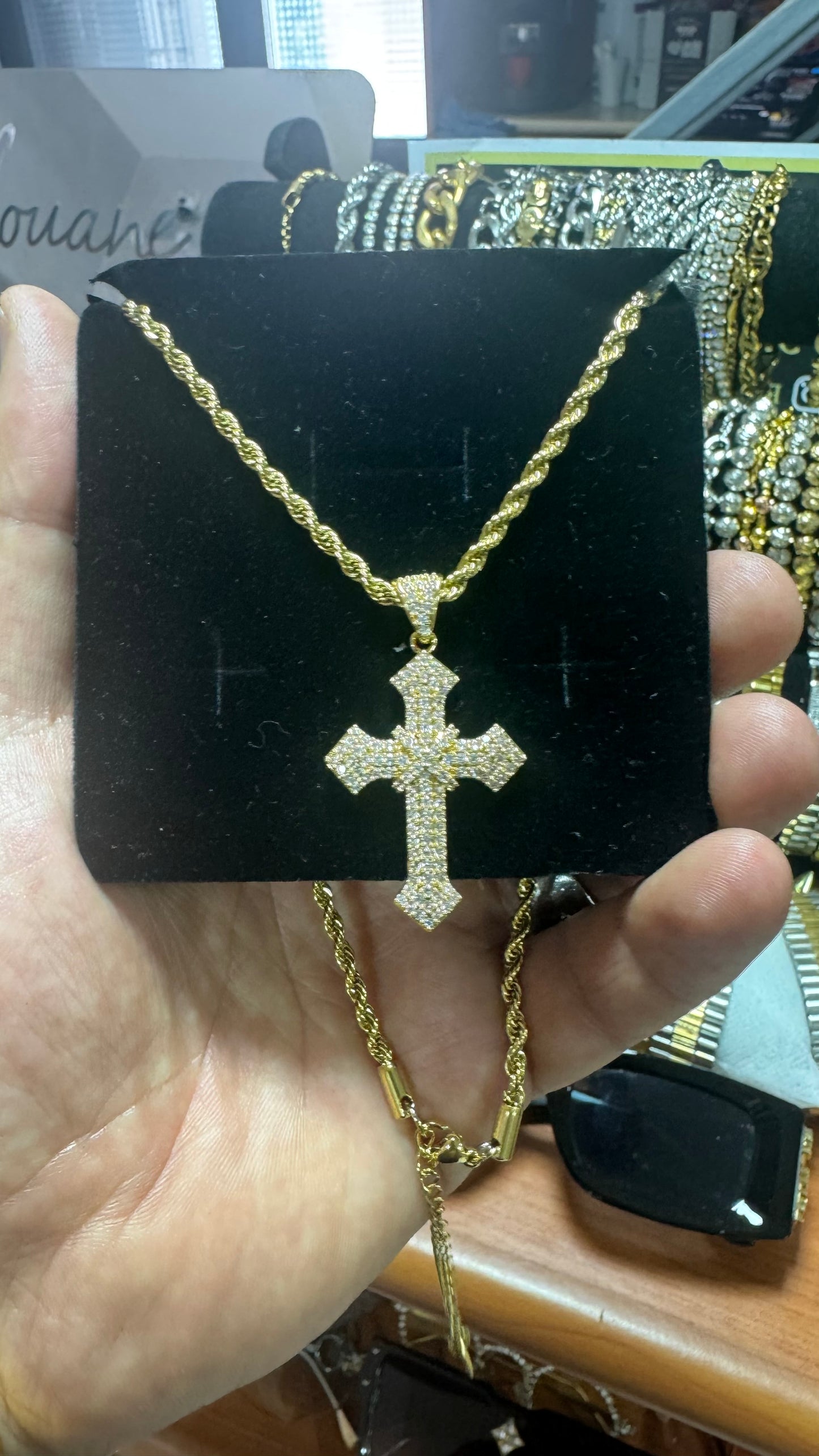 Collana con croce geolier acciaio oro *71