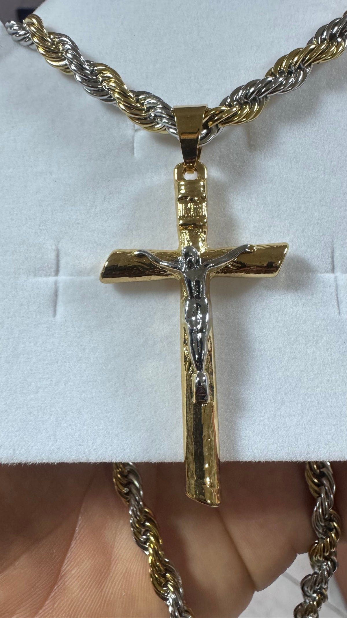 Collana con croce acciaio  *3019