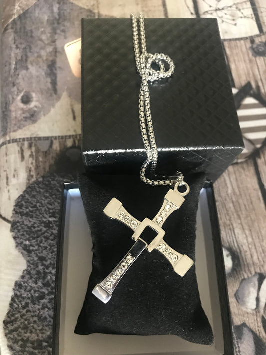 Collanina con ciondolo *48