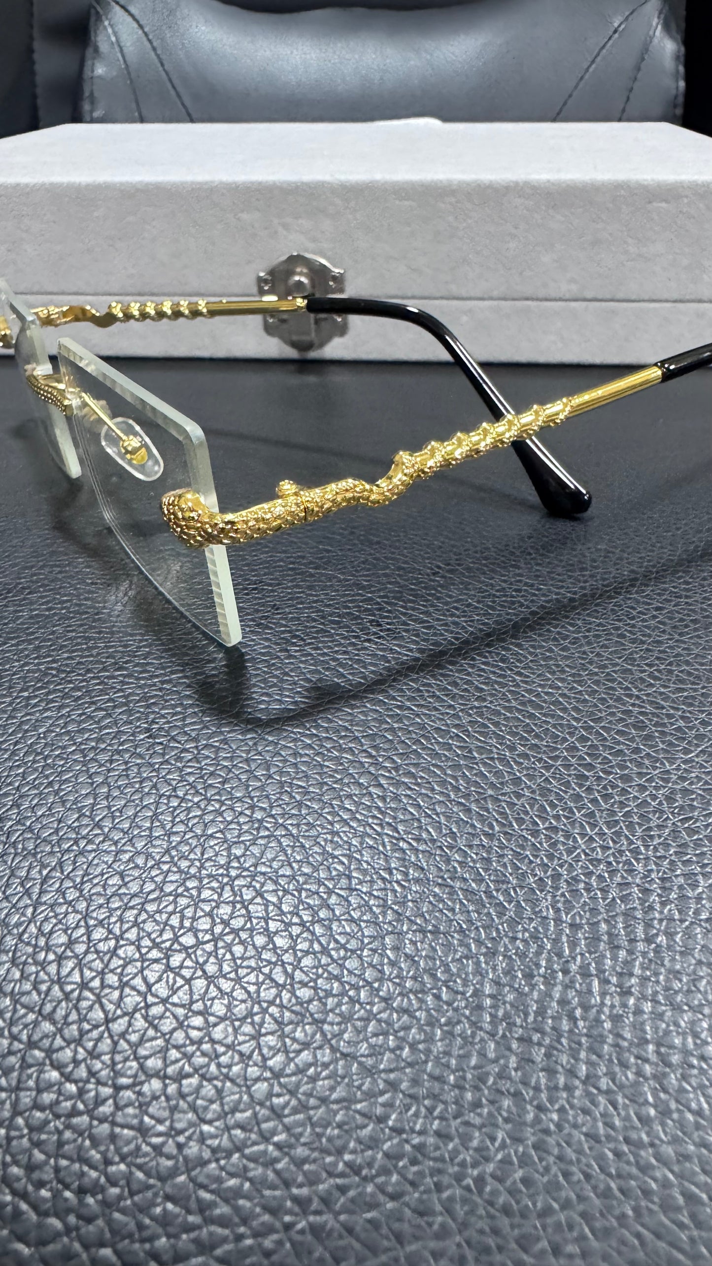 Occhiali neutri modello snake unisex *69