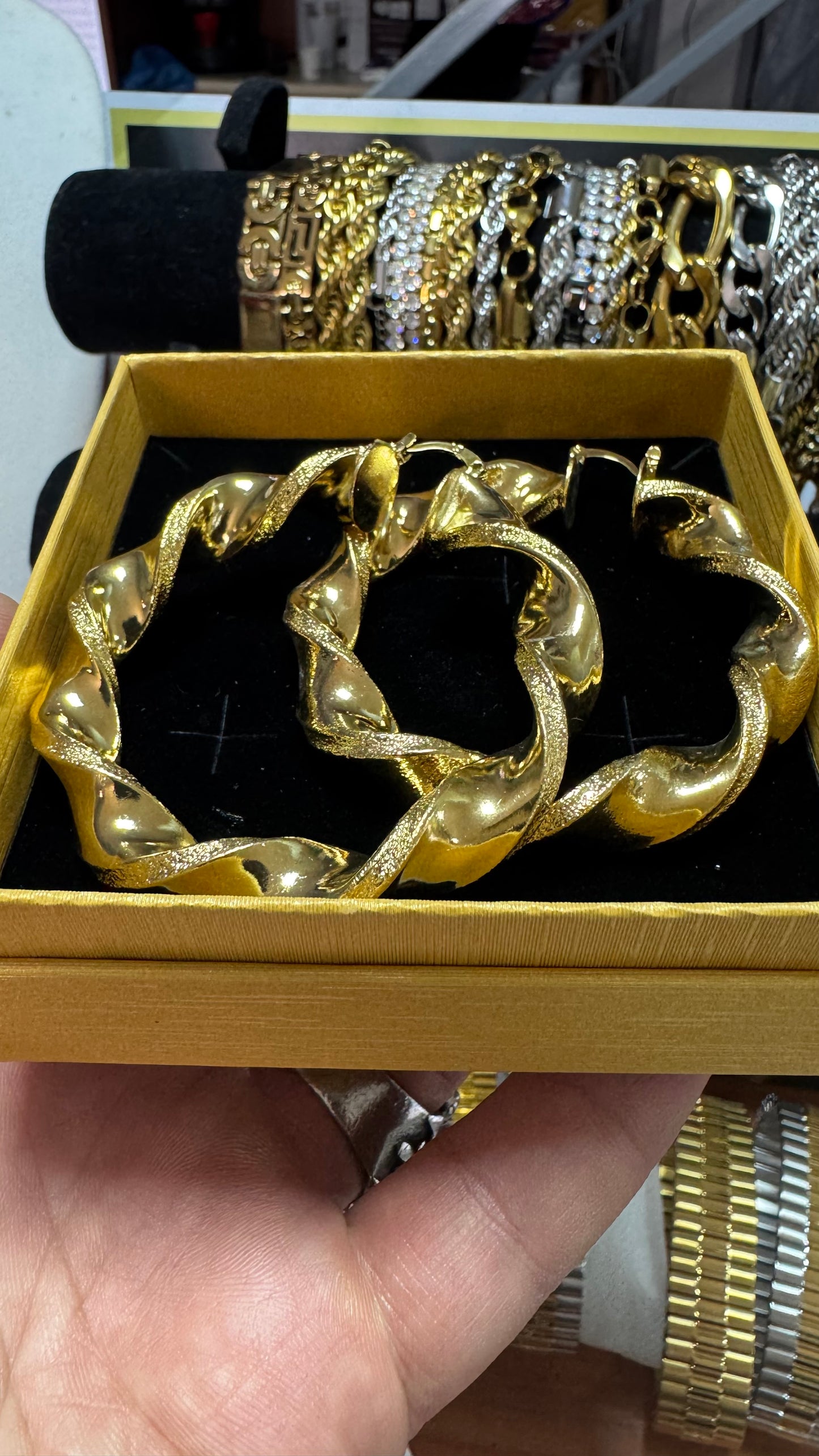 Orecchini intrecciati donna *10