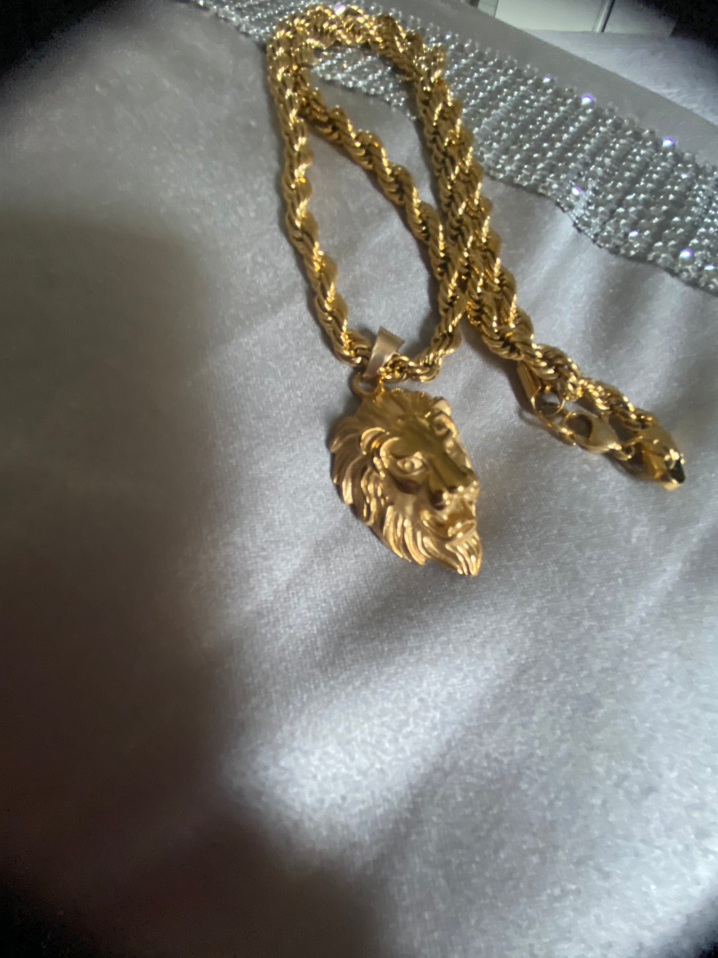 Collanina con ciondolo *54
