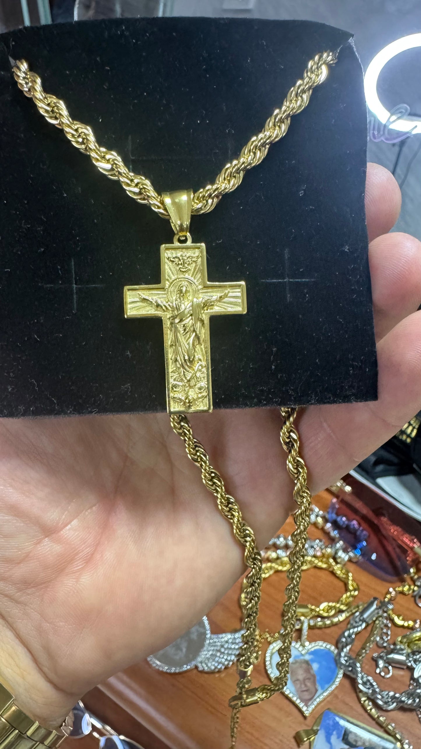 Collana con croce acciaio oro*63