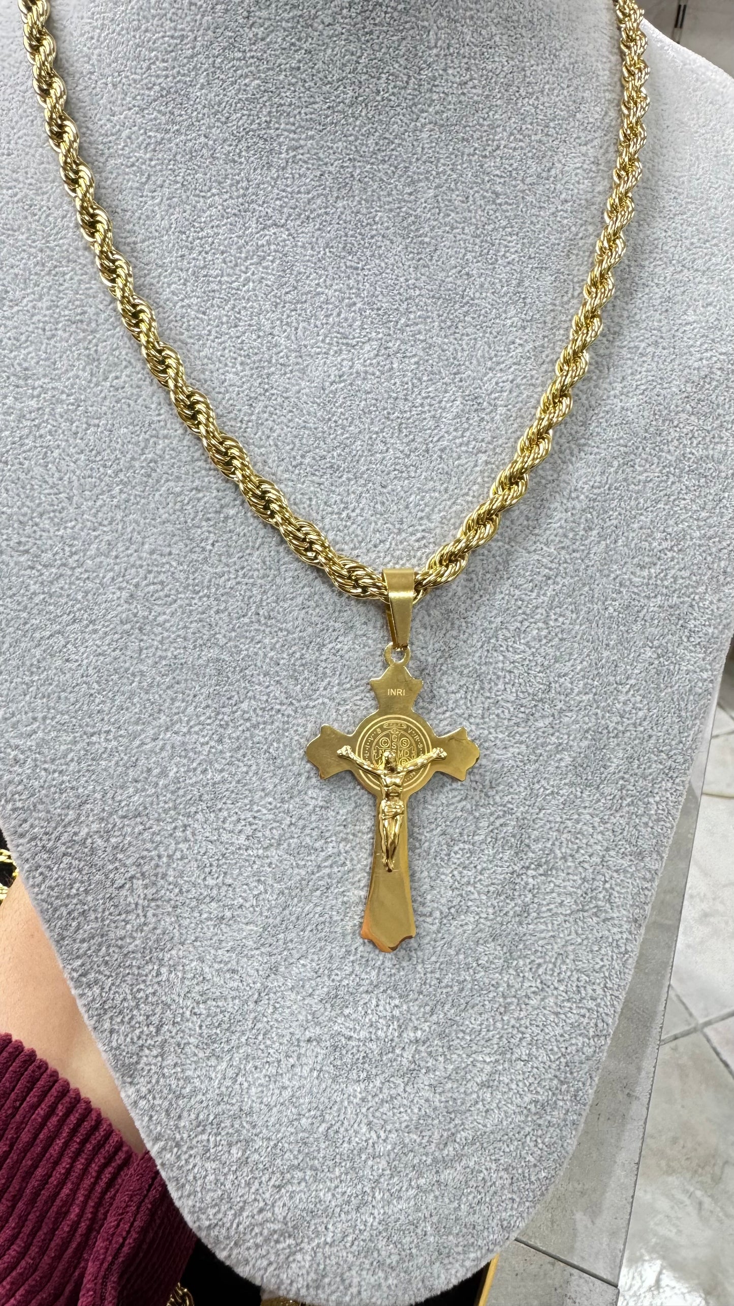 Collana corda con croce classica *705