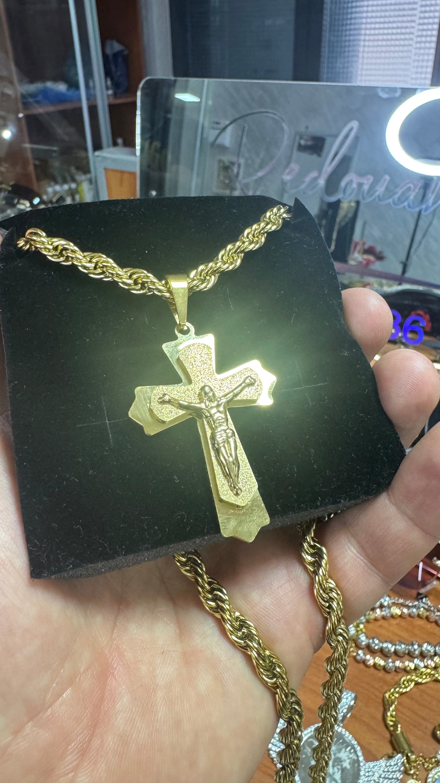 Collana con croce acciaio oro*61
