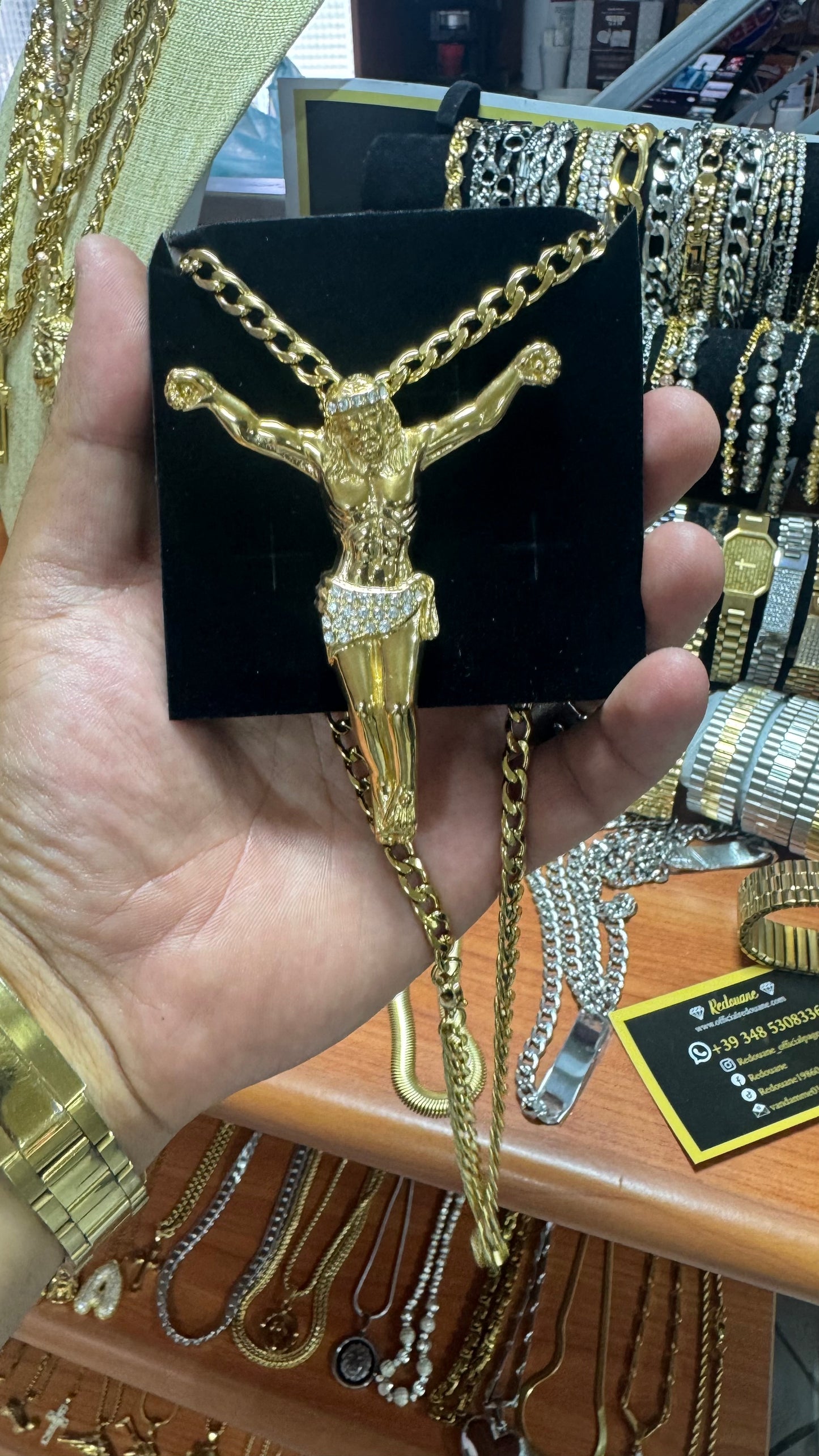 Collana lunga con Gesù grande acciaio oro *336