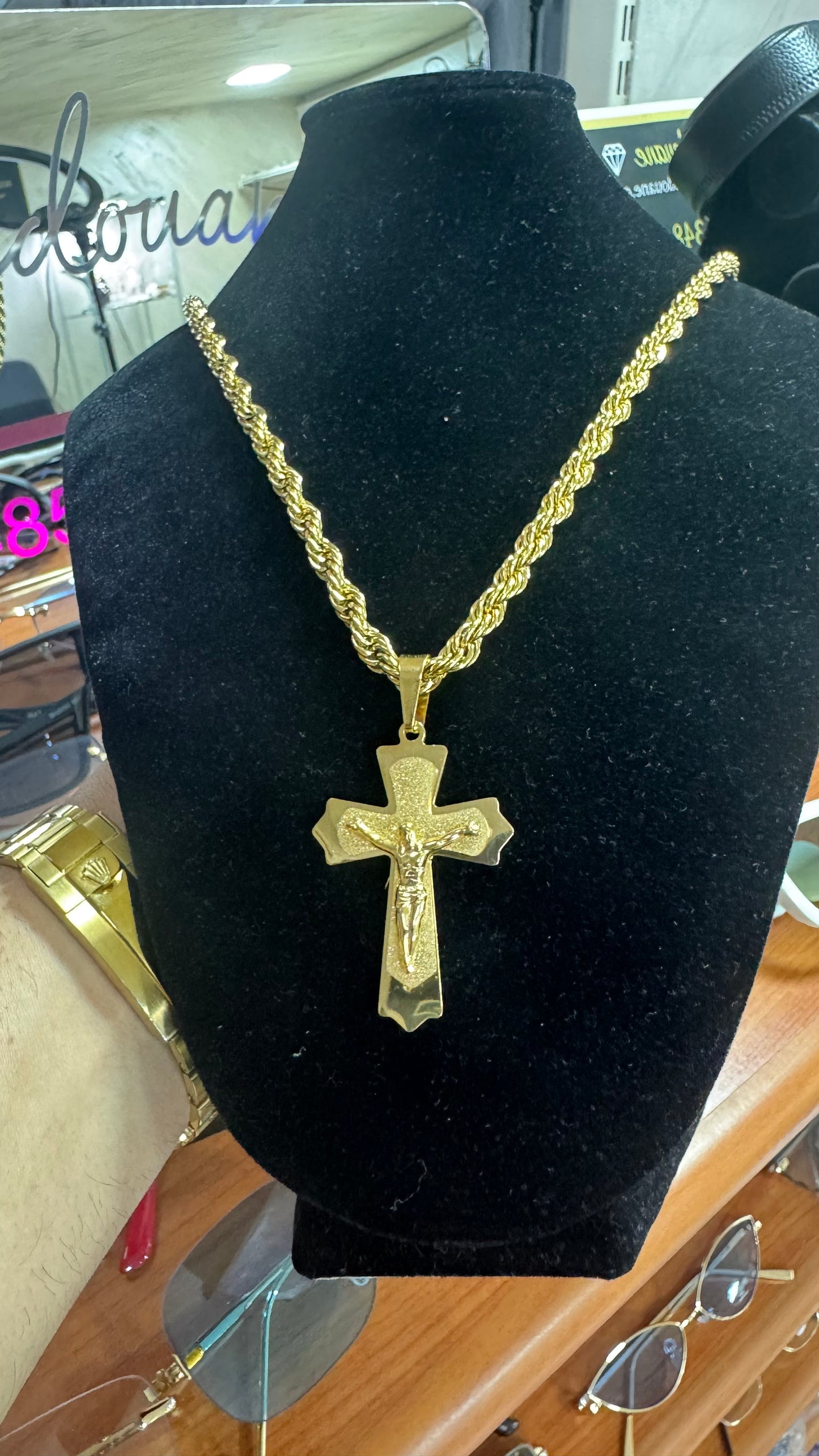 Collana con croce acciaio oro*61
