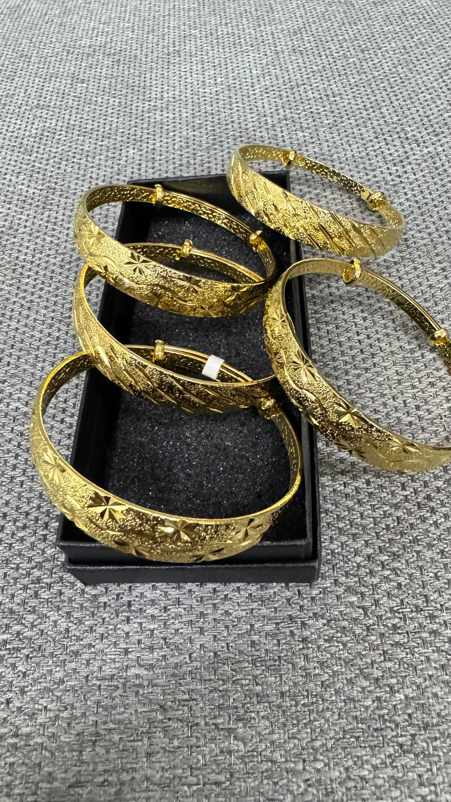 Bracciale rigido arabo *45