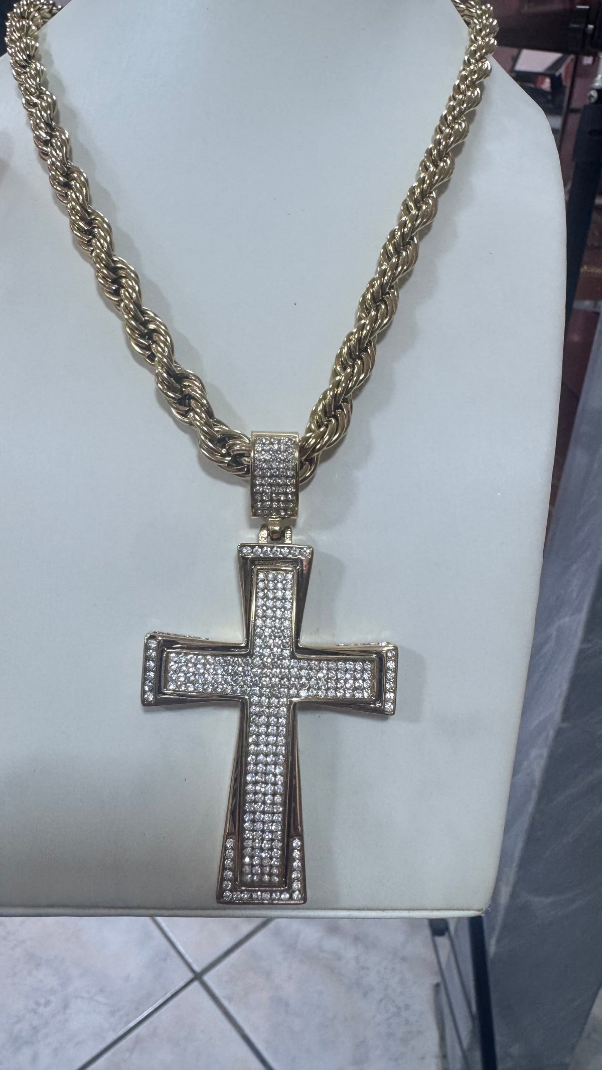 Collana lunga con croce Anuel acciaio oro *22556