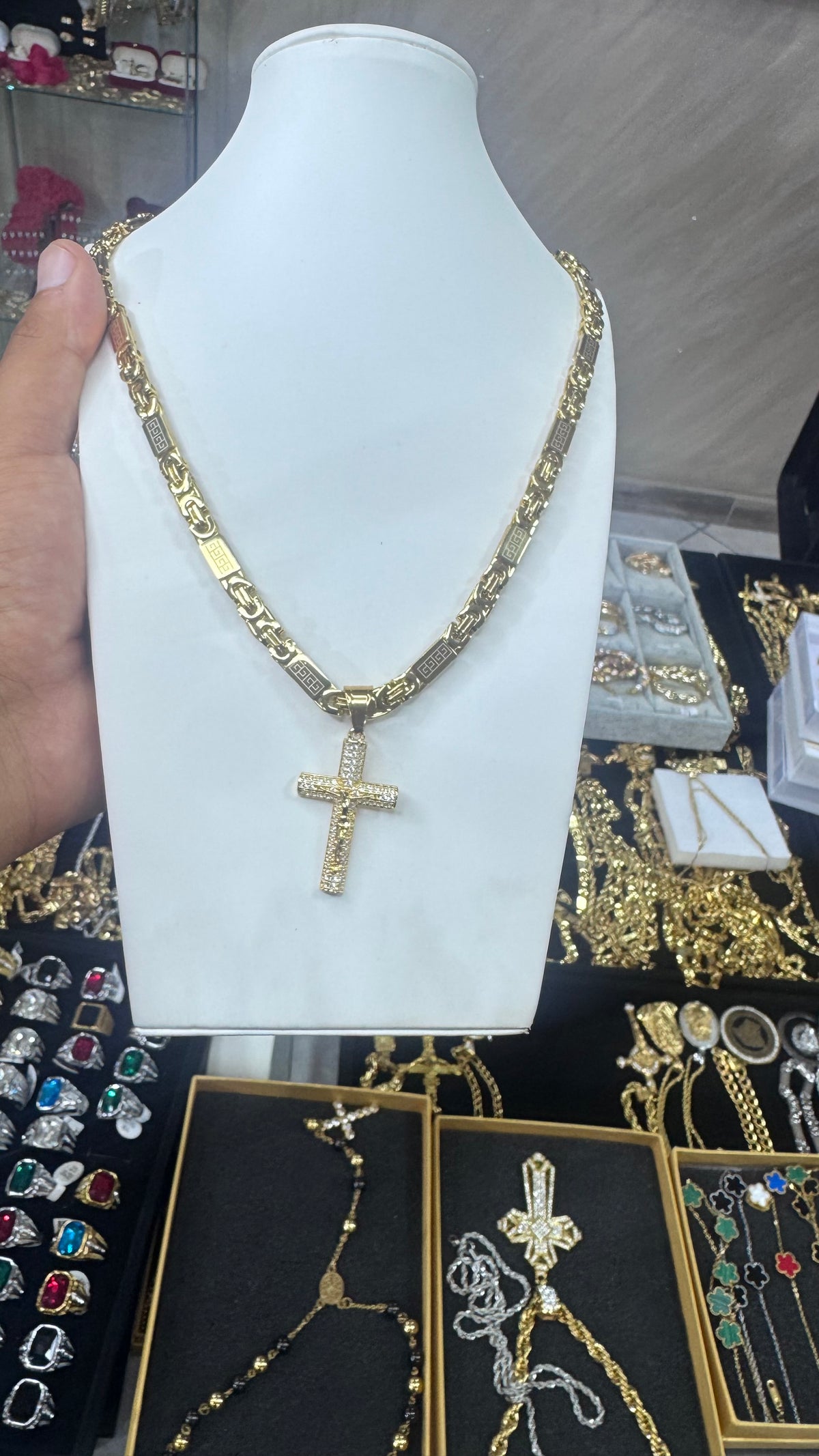Collana piastra con croce Rio Media acciaio oro *381
