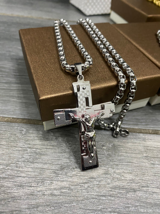 Collanina con ciondolo *51