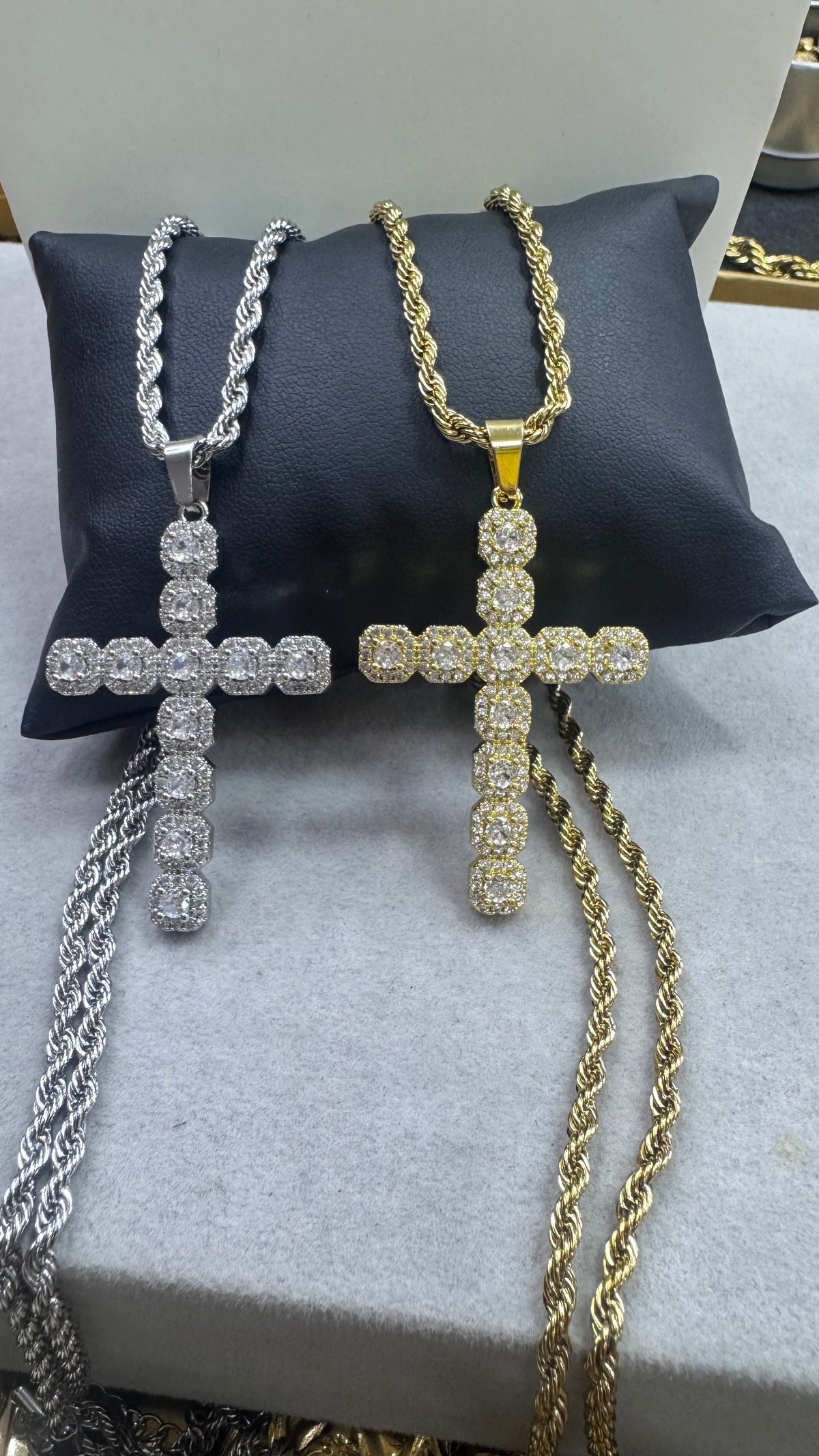 Collana con croce HAALAND ACCIAIO ORO *345