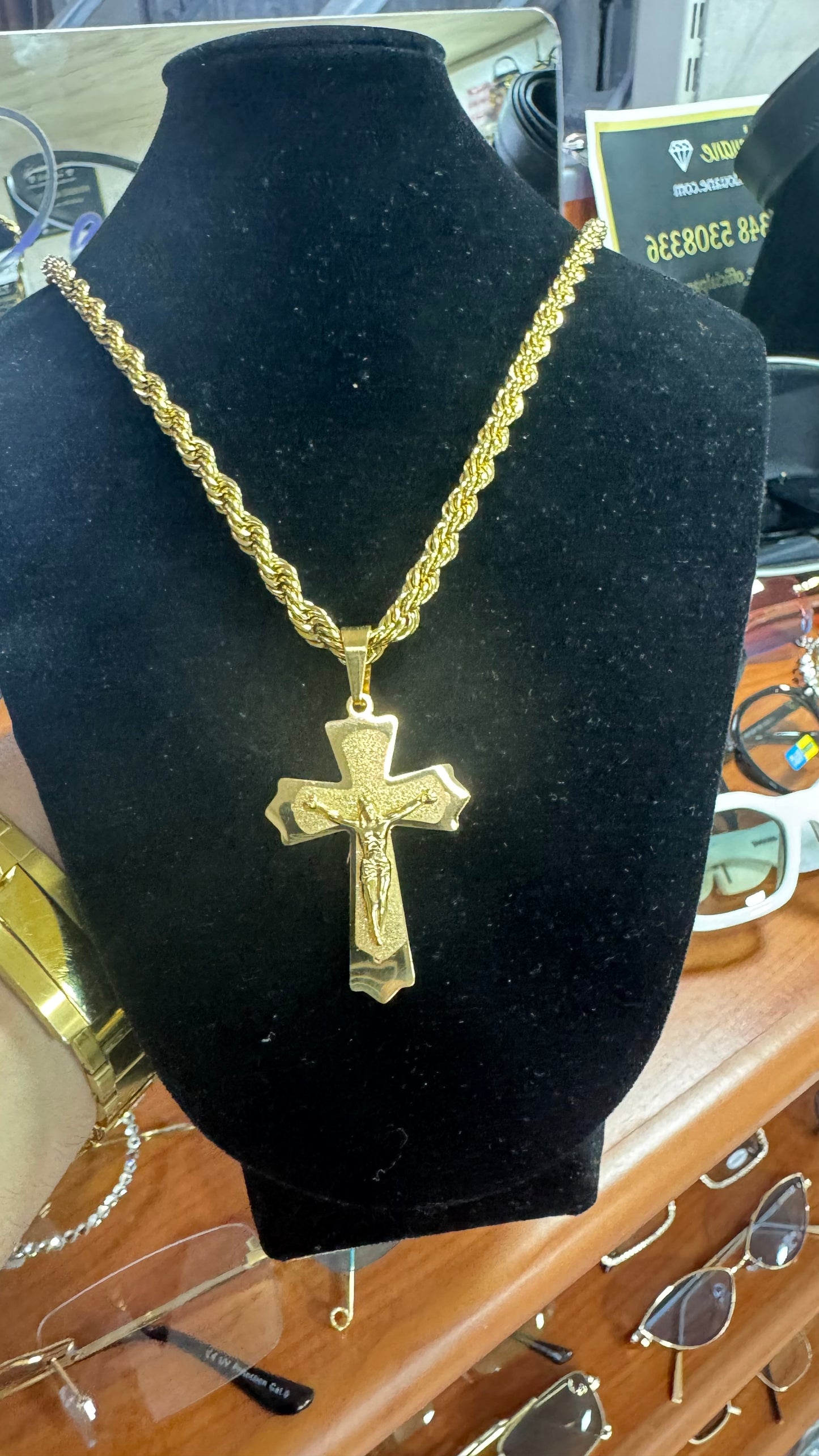 Collana con croce acciaio oro*61