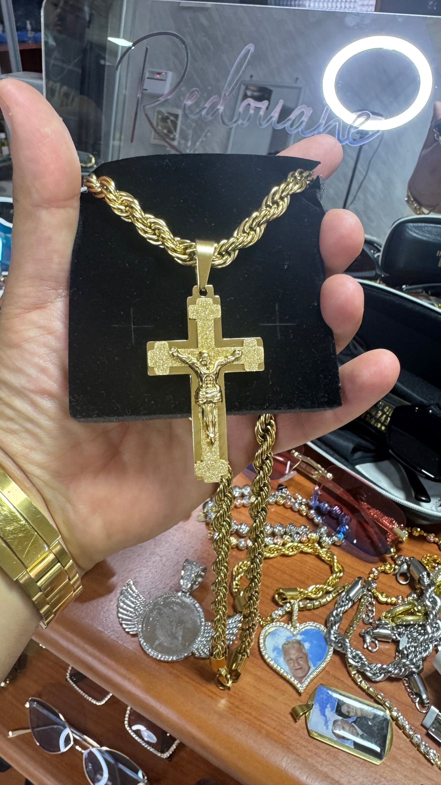 Collana con croce acciaio oro*62
