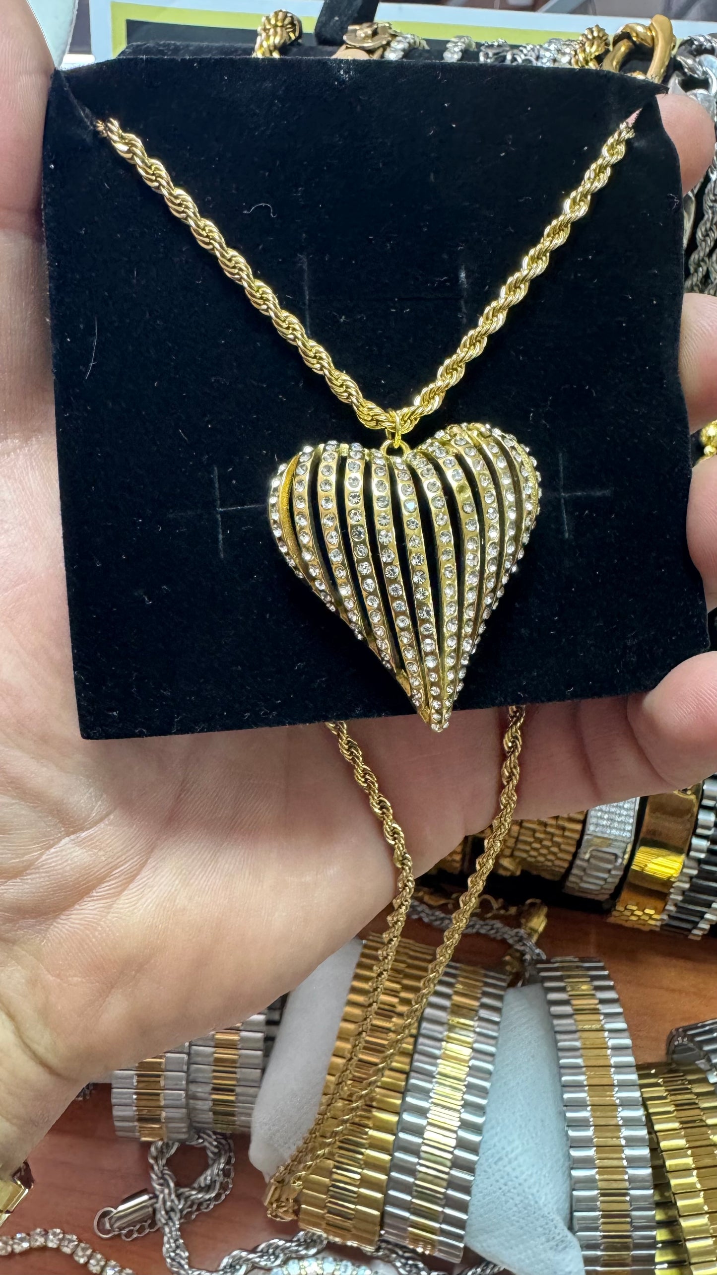 Collana con cuore acciaio *28