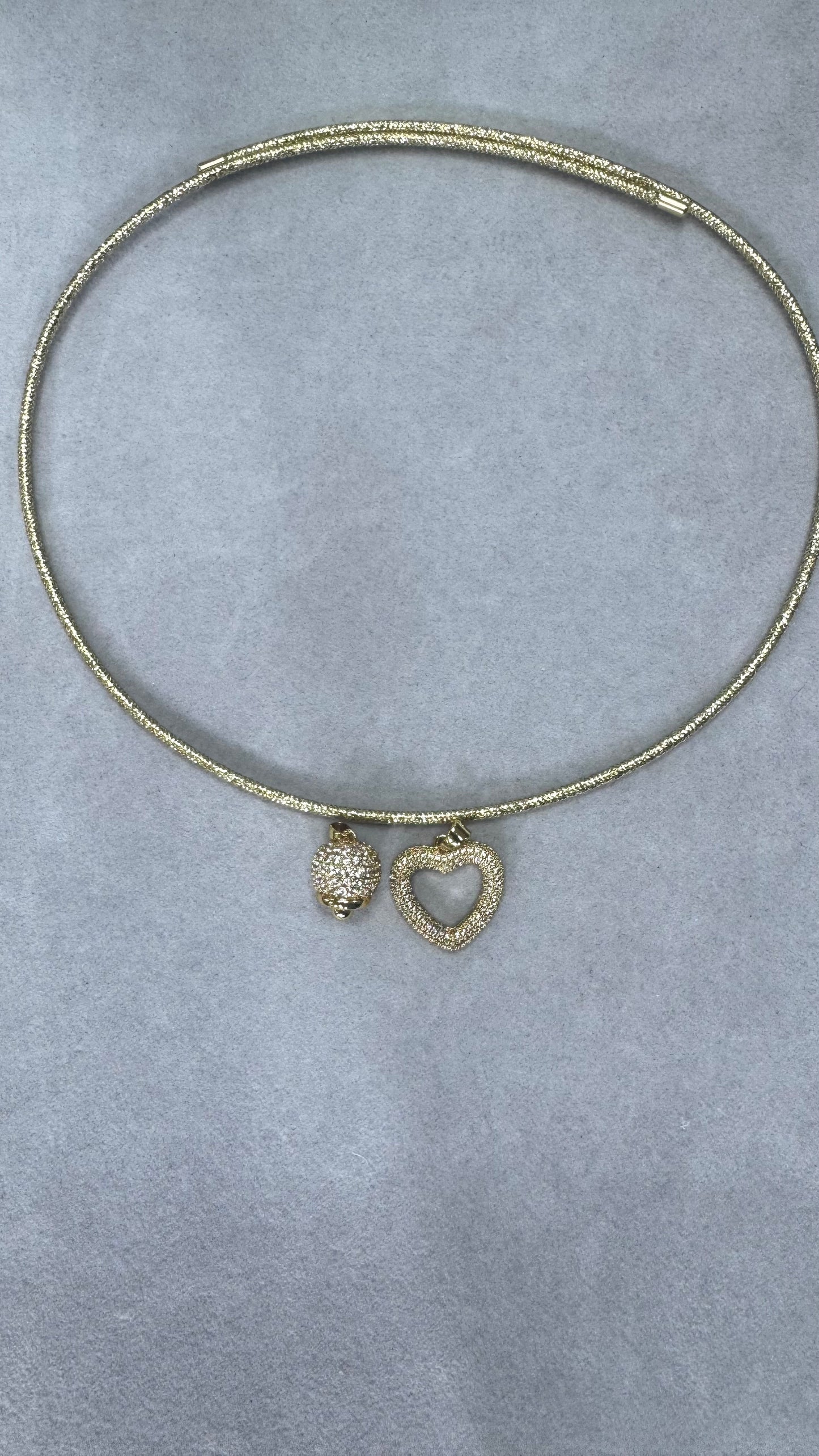 Collana magnetic più 2 charm *299