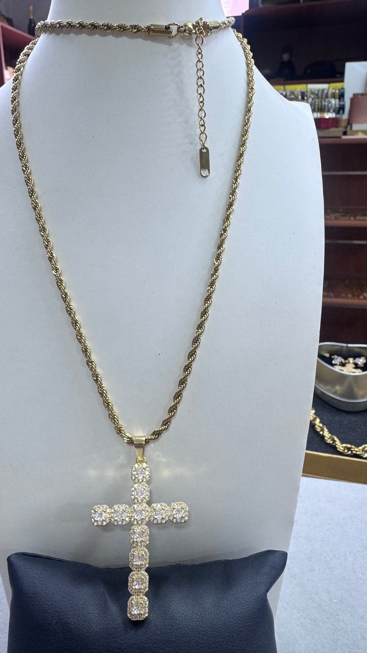 Collana con croce HAALAND ACCIAIO ORO *345