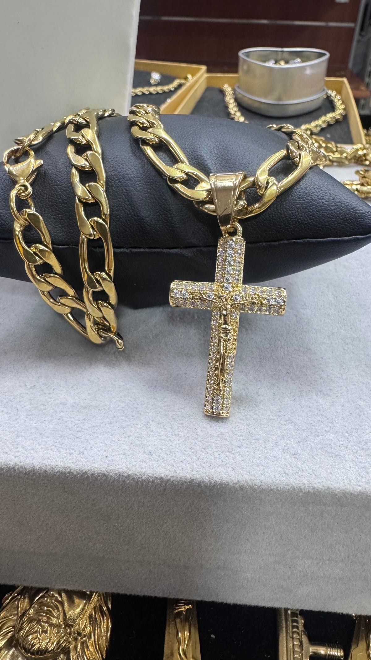 Collana Figaro con croce acciaio oro *5561