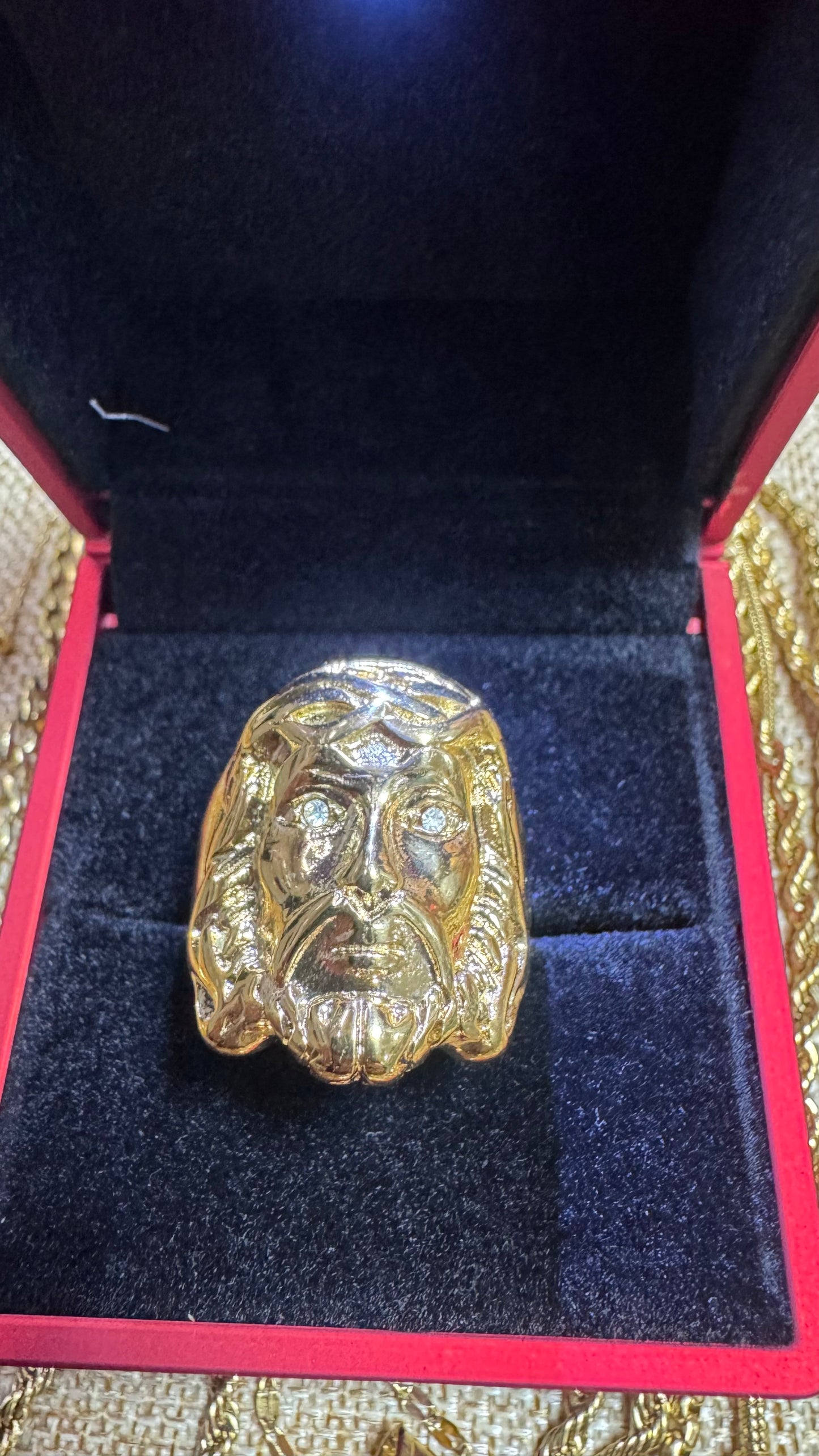 Anello testa di Gesù acciaio oro *66