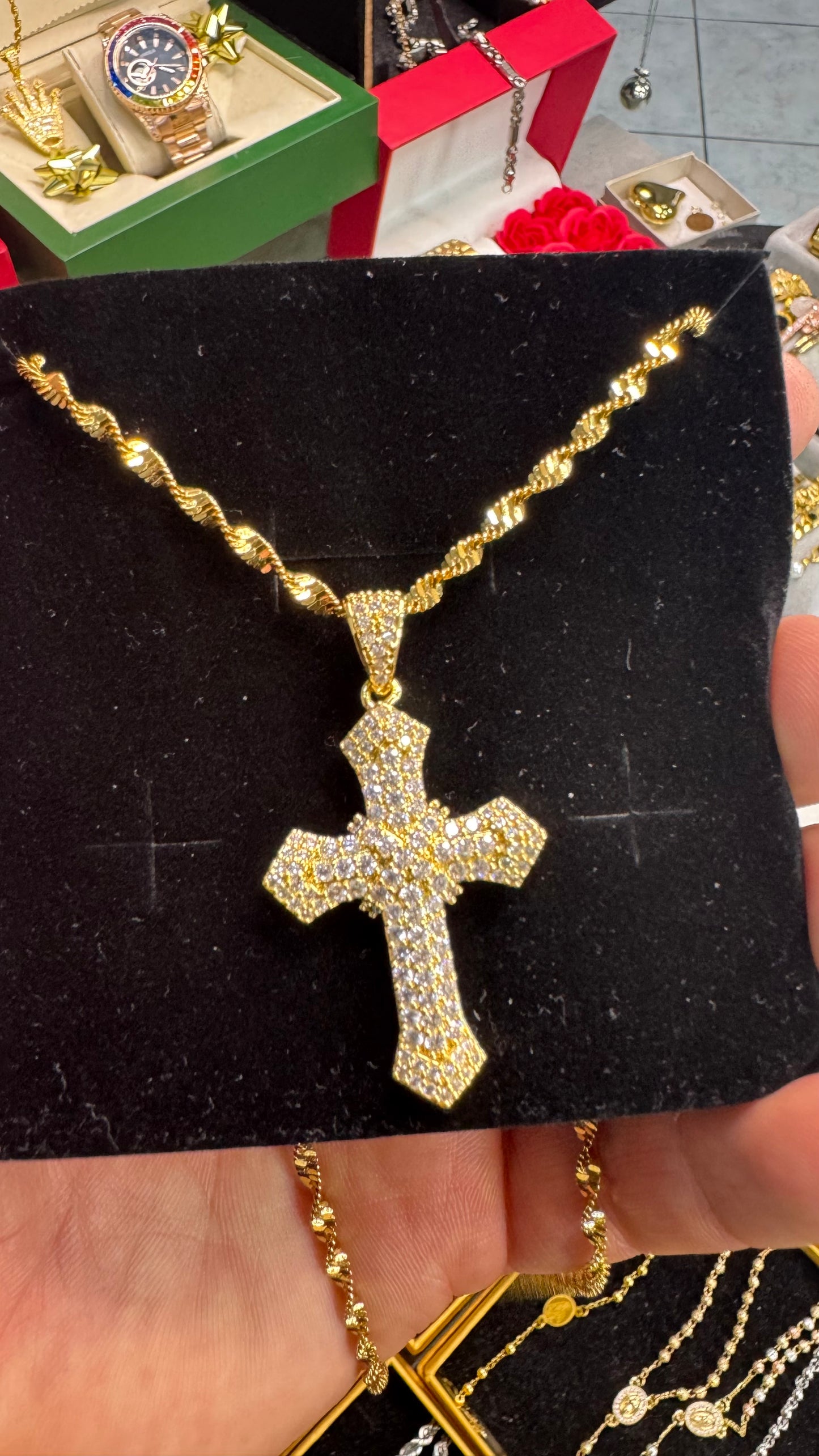 Collanina con ciondolo *19