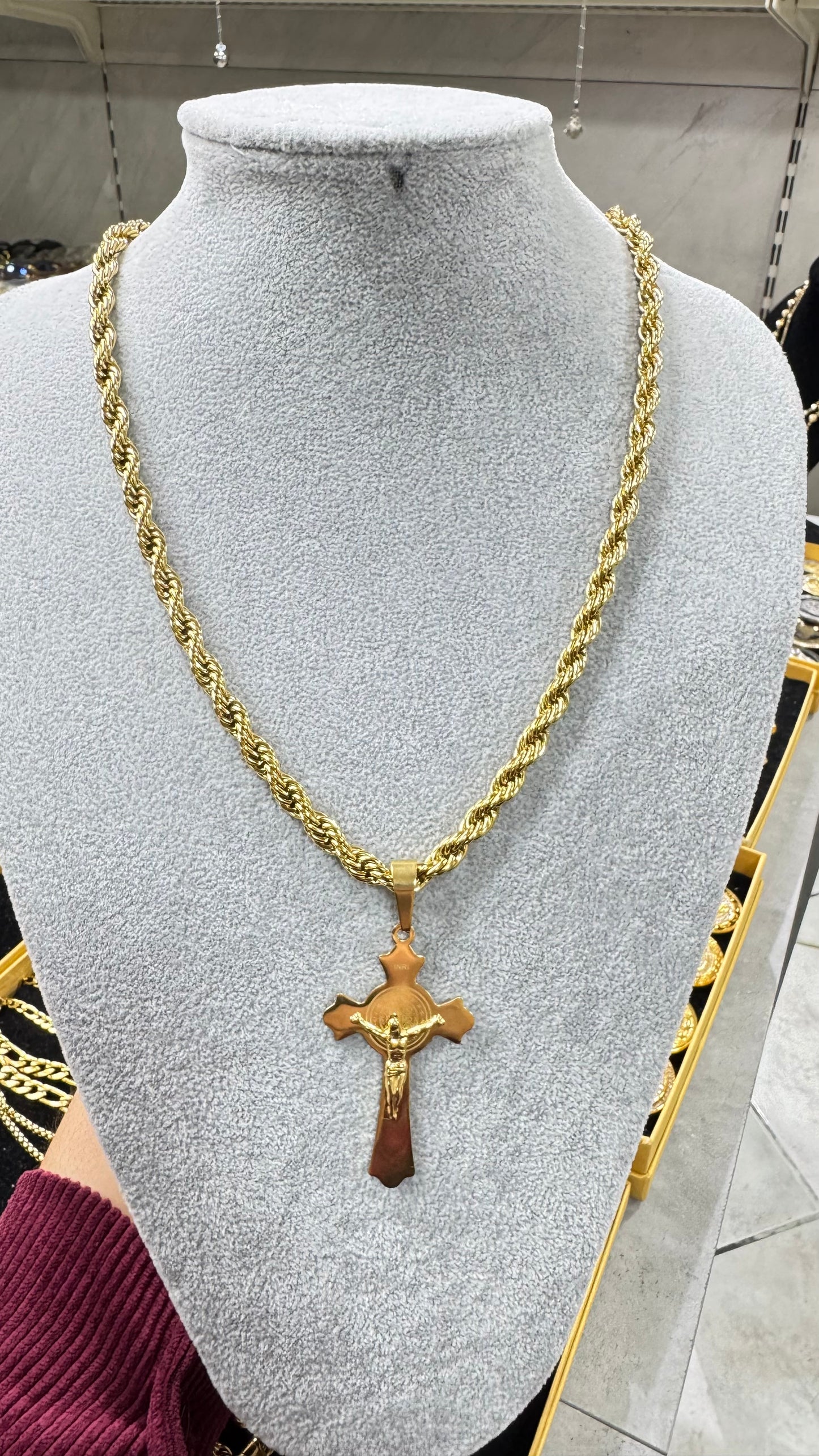 Collana corda con croce classica *705