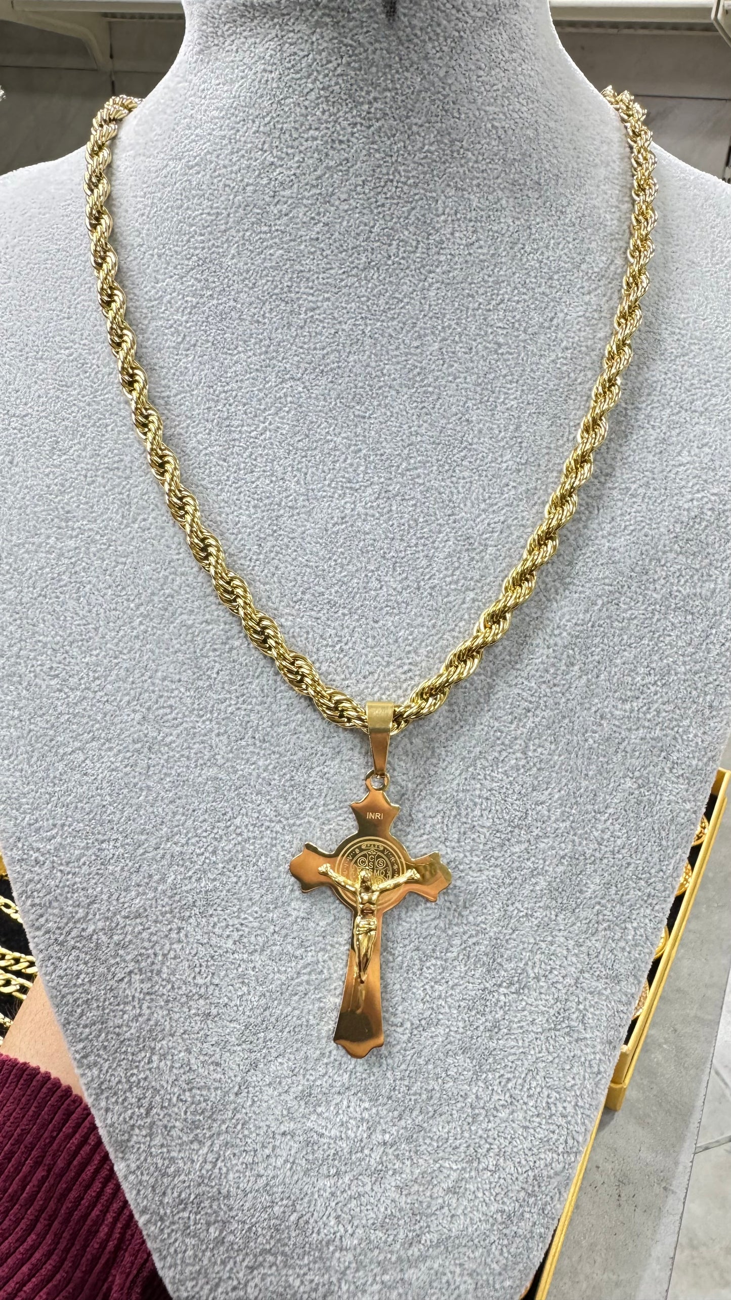 Collana corda con croce classica *705