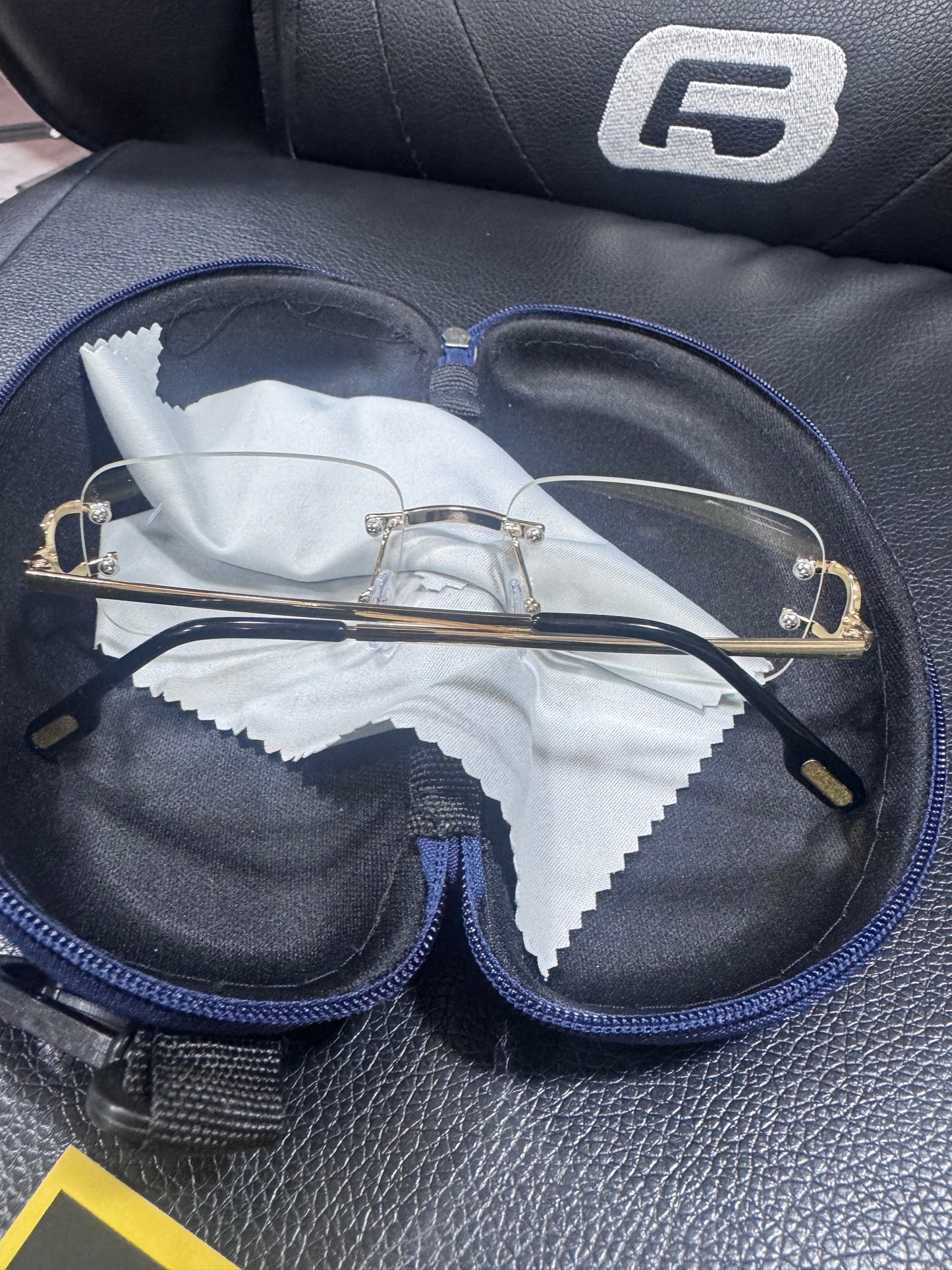 Occhiali neutri unisex *55